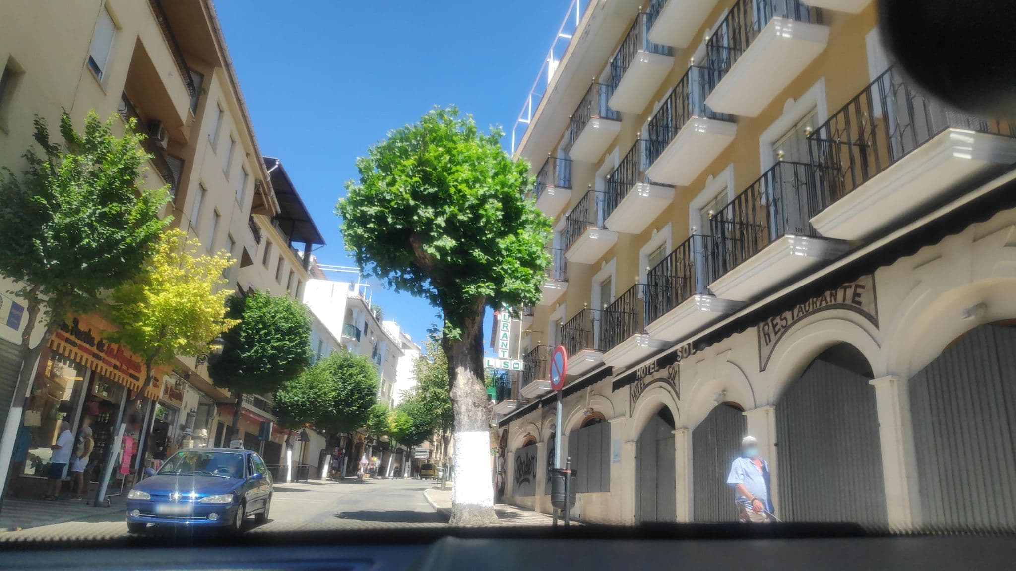 Street view near Hotel El Sol, Lanjarón — © juasmita (CC BY-SA · Mapillary)