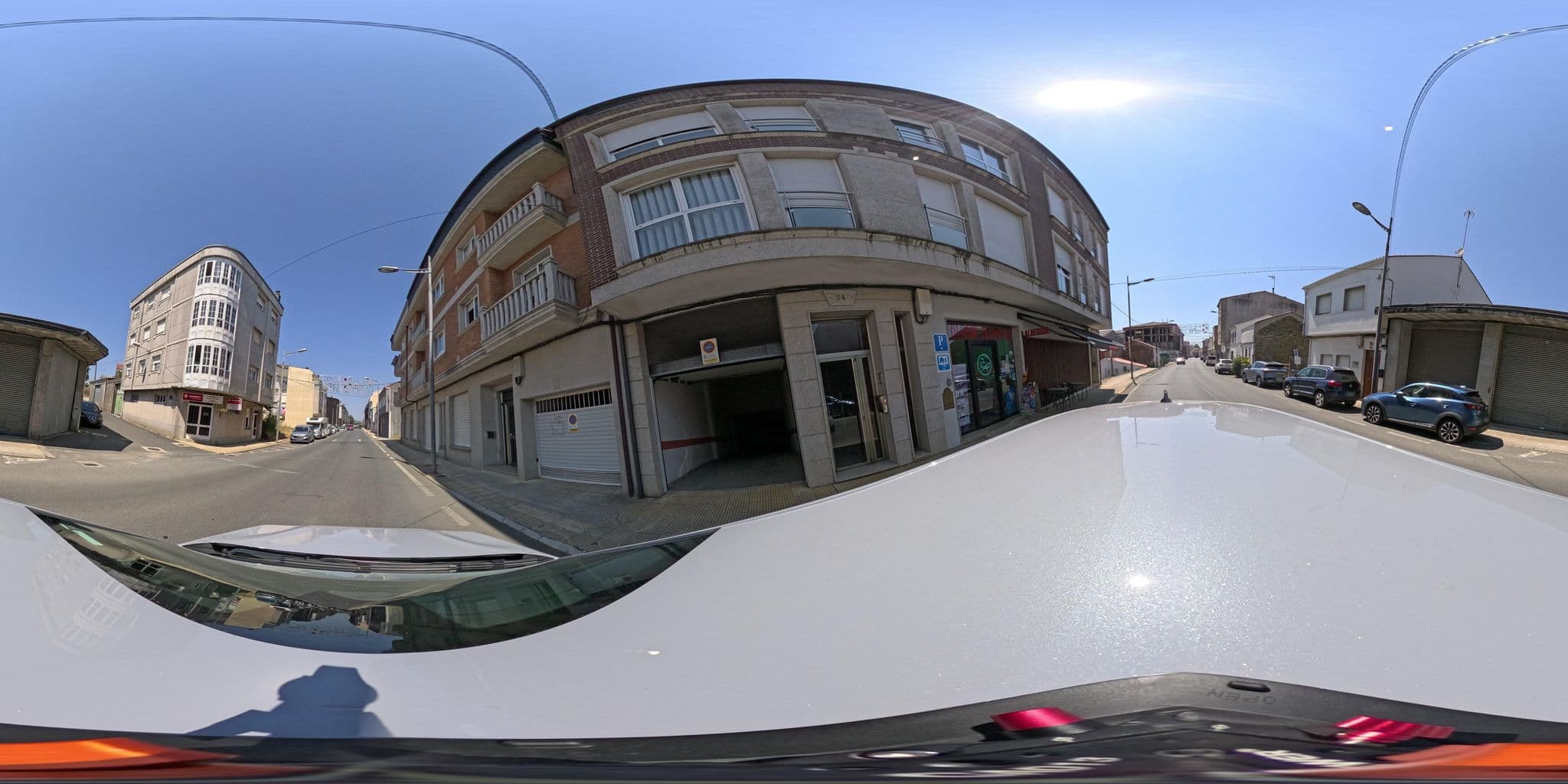 Street view near Albergue Alfonso II, Arzúa — © yannakis (CC BY-SA · Mapillary)