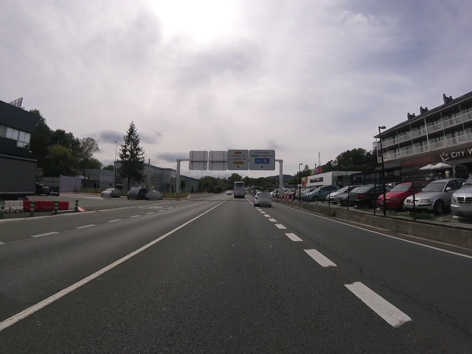 Street view near B&B HOTEL Donostia San Sebastián Aeropuerto, Lezo — © mikelo (CC BY-SA · Mapillary)