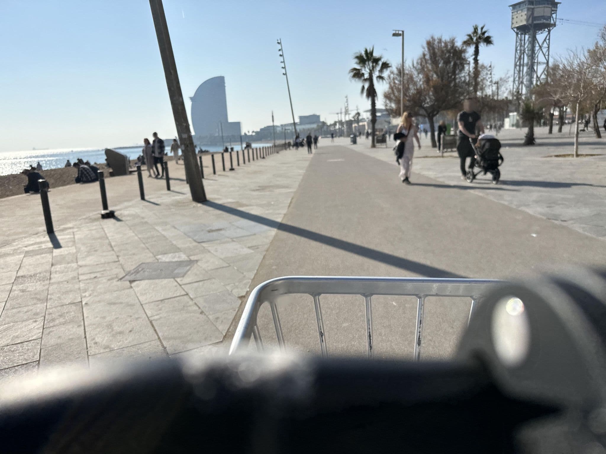 Street view near equity point sea, la Barceloneta — © RSTQ (CC BY-SA · Mapillary)