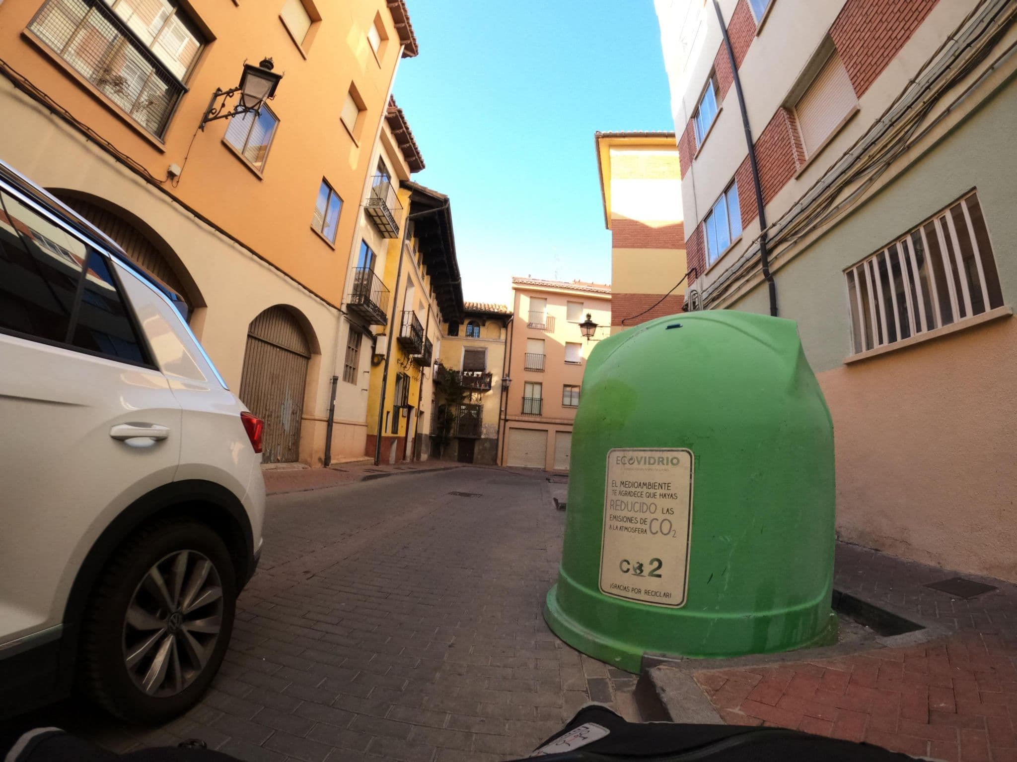 Street view near Casa del Canónigo, Teruel — © masterofnoroad (CC BY-SA · Mapillary)