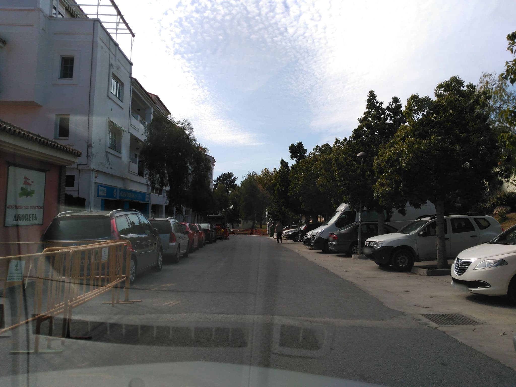 Street view near Apartementos turisticos Anoreta, Rincón de la Victoria — © mlopezantequera (CC BY-SA · Mapillary)