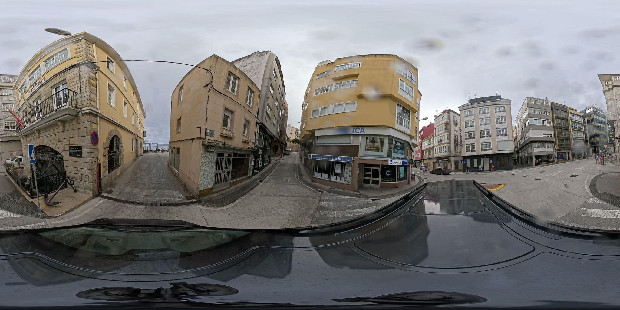 Street view near Pensión Panchito, Malpica — © seraq (CC BY-SA · Mapillary)
