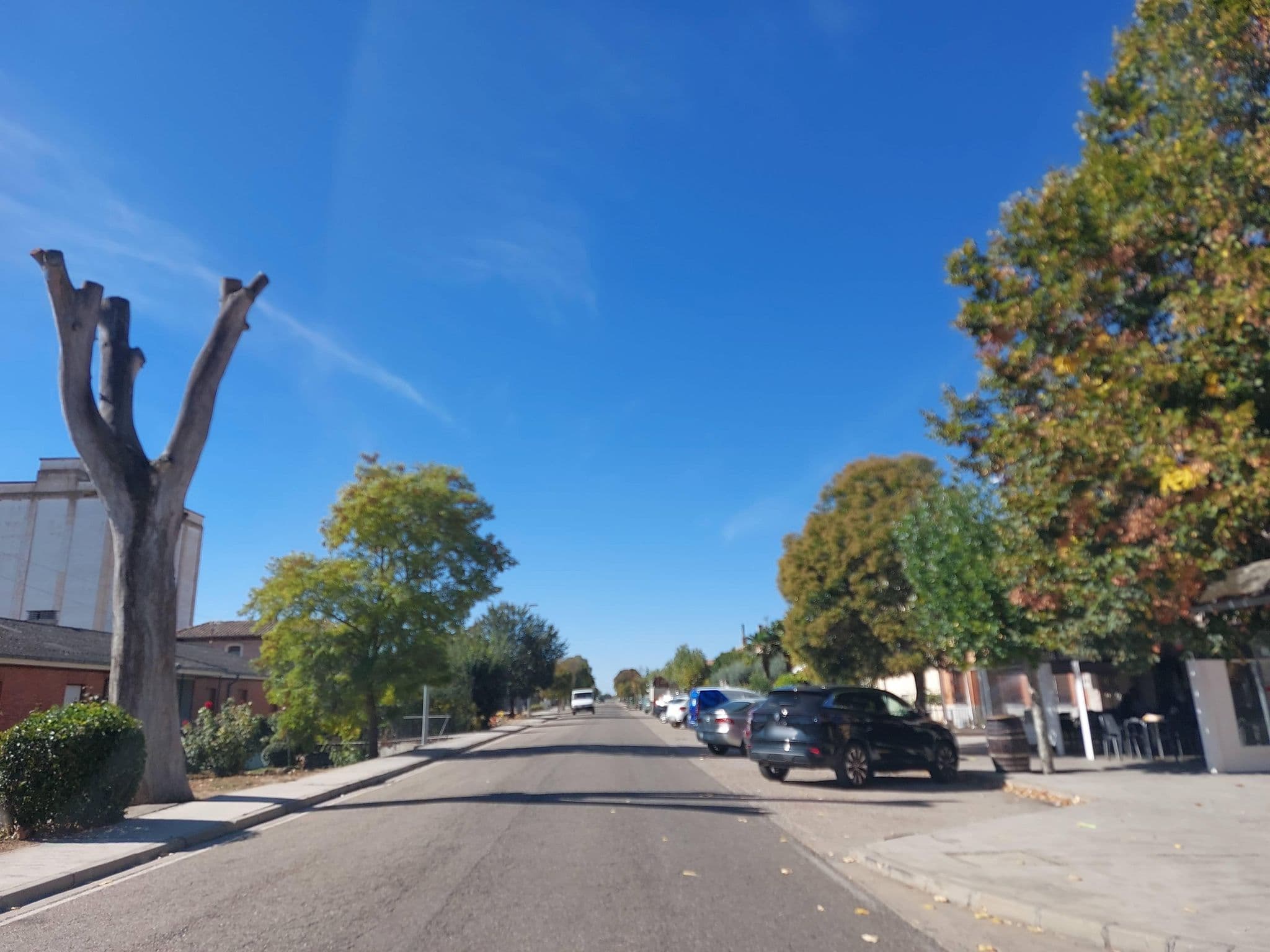 Street view near Hostal Carazo, Torquemada — © 5rmft (CC BY-SA · Mapillary)