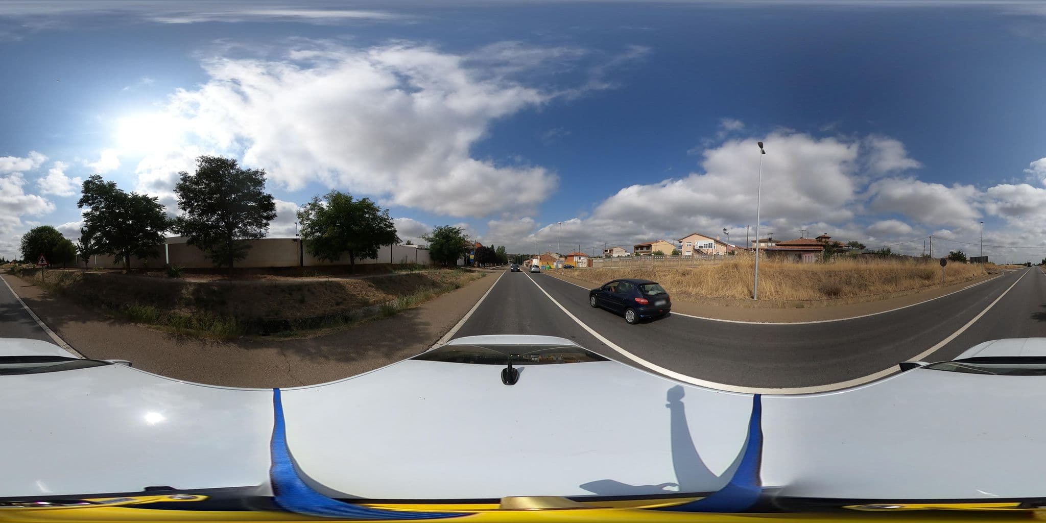 Street view near Albergue La Casa del Camino, Valverde de la Virgen — © AdgobaAlvac (CC BY-SA · Mapillary)