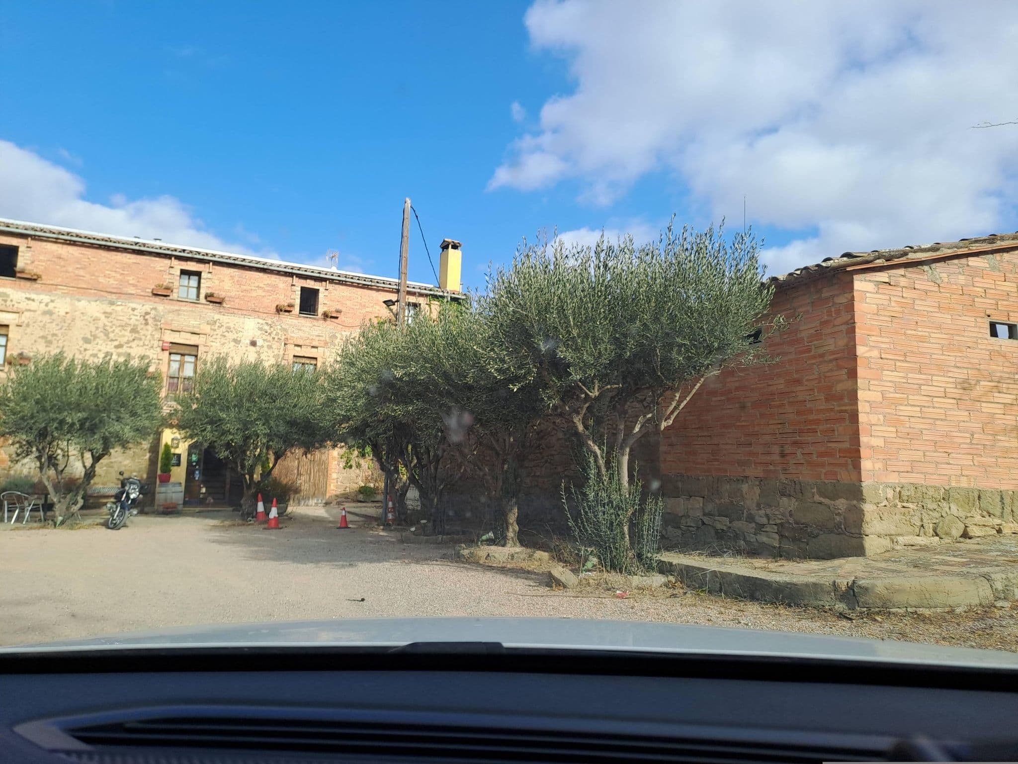 Street view near Turó de la Torre, Manresa — © normanm (CC BY-SA · Mapillary)