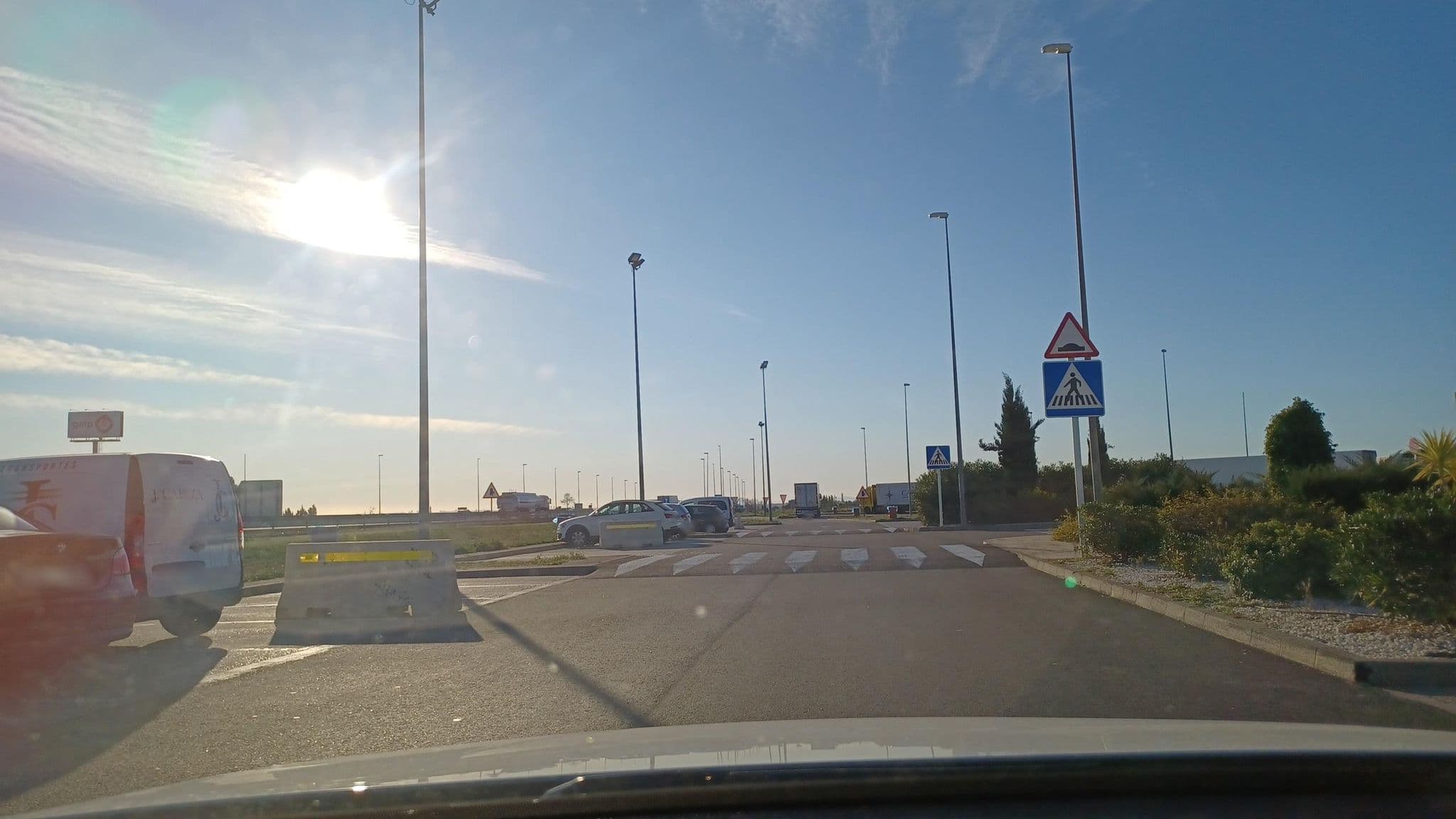 Street view near AS Hotel, Torrent — © normanm (CC BY-SA · Mapillary)