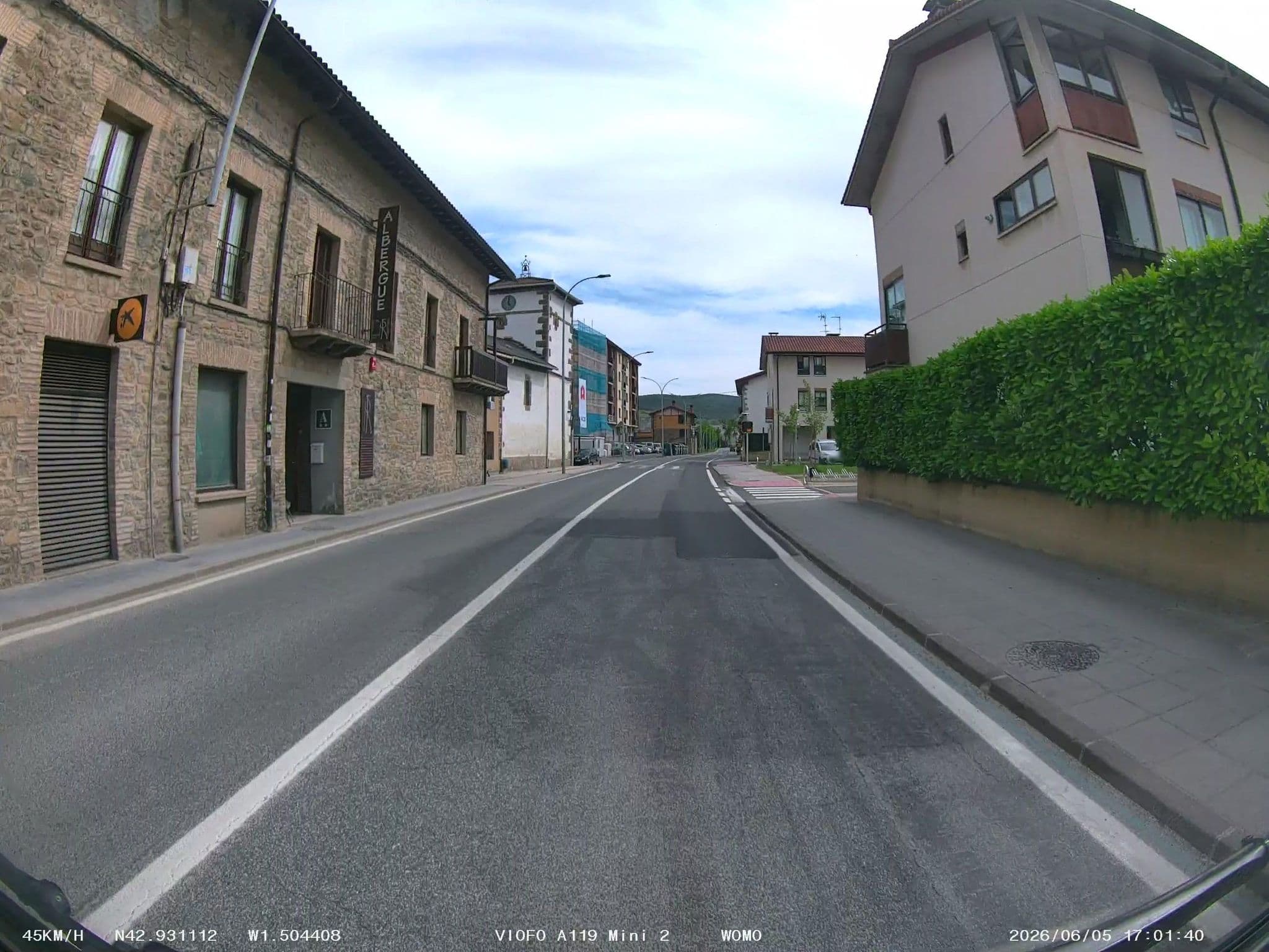 Street view near Segunda Etapa / Bigarren Etapa, Huarte — © soulcover (CC BY-SA · Mapillary)