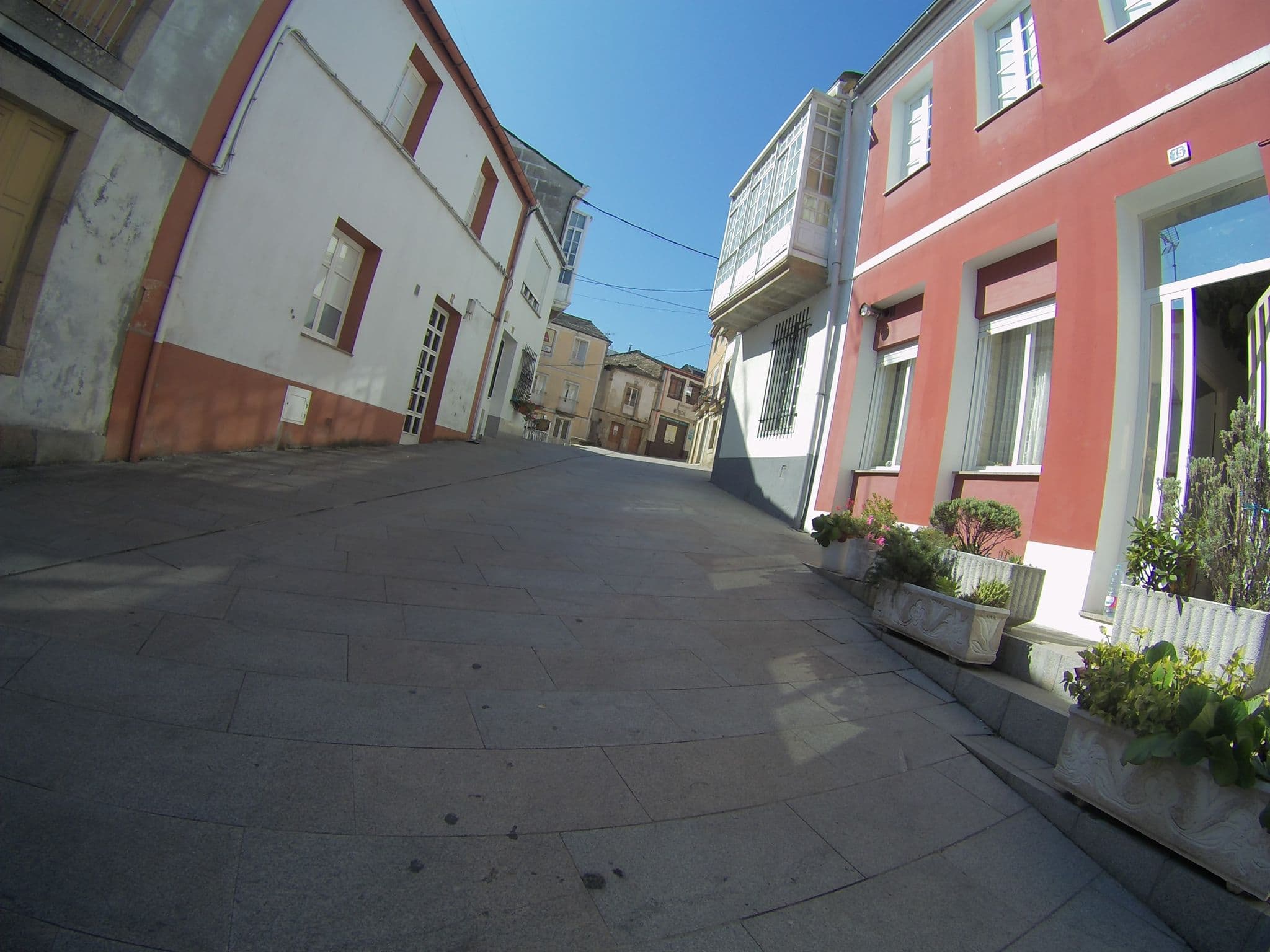 Street view near Albergue de peregrinos de Sarria, Samos — © camperxr (CC BY-SA · Mapillary)