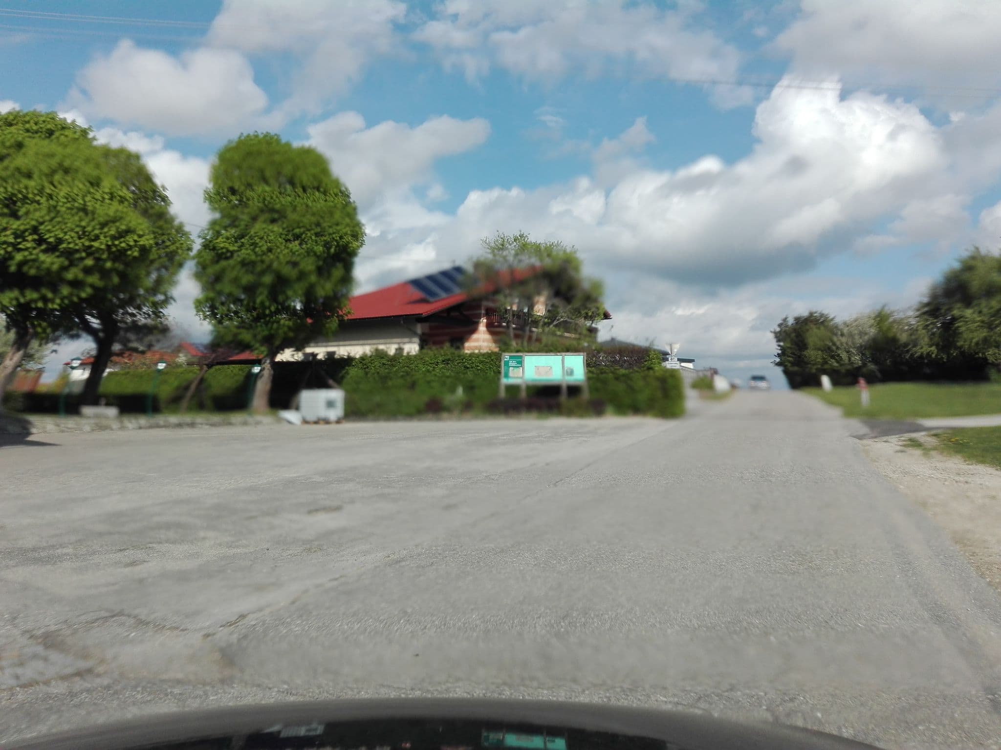 Street view near Wirtin z Atzersdorf, Natternbach — © suriv (CC BY-SA · Mapillary)