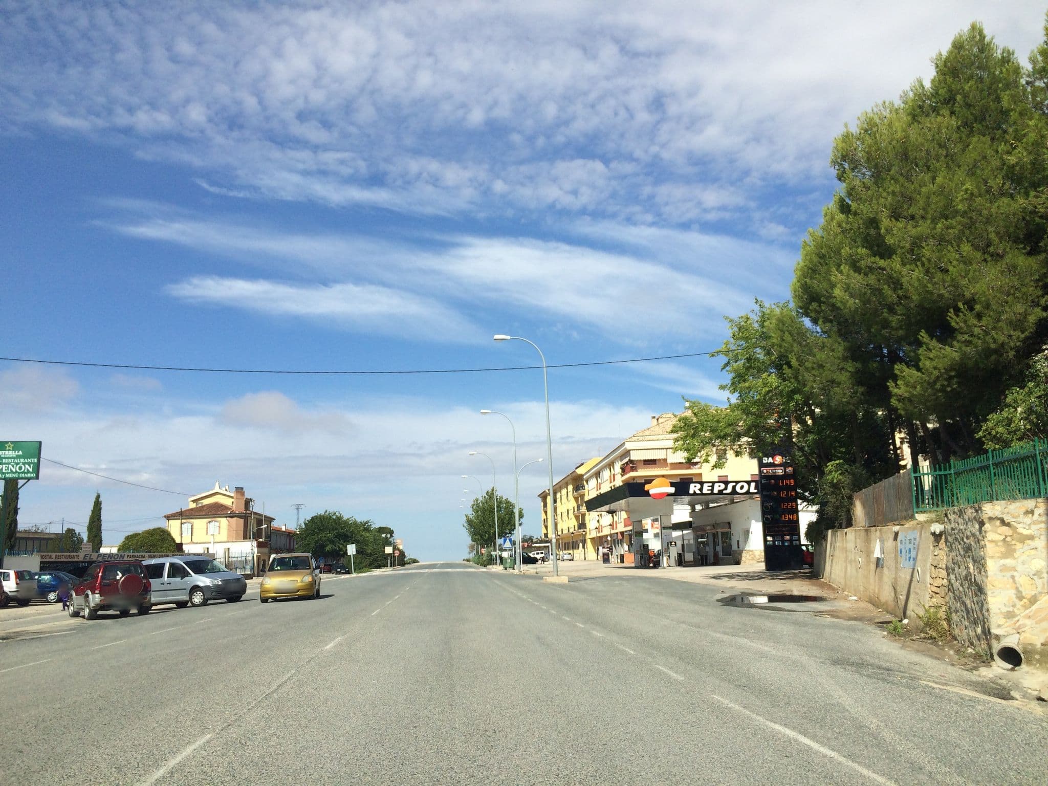 Street view near Hostal El Peñón, Chinchilla de Monte Aragón — © fercema1 (CC BY-SA · Mapillary)