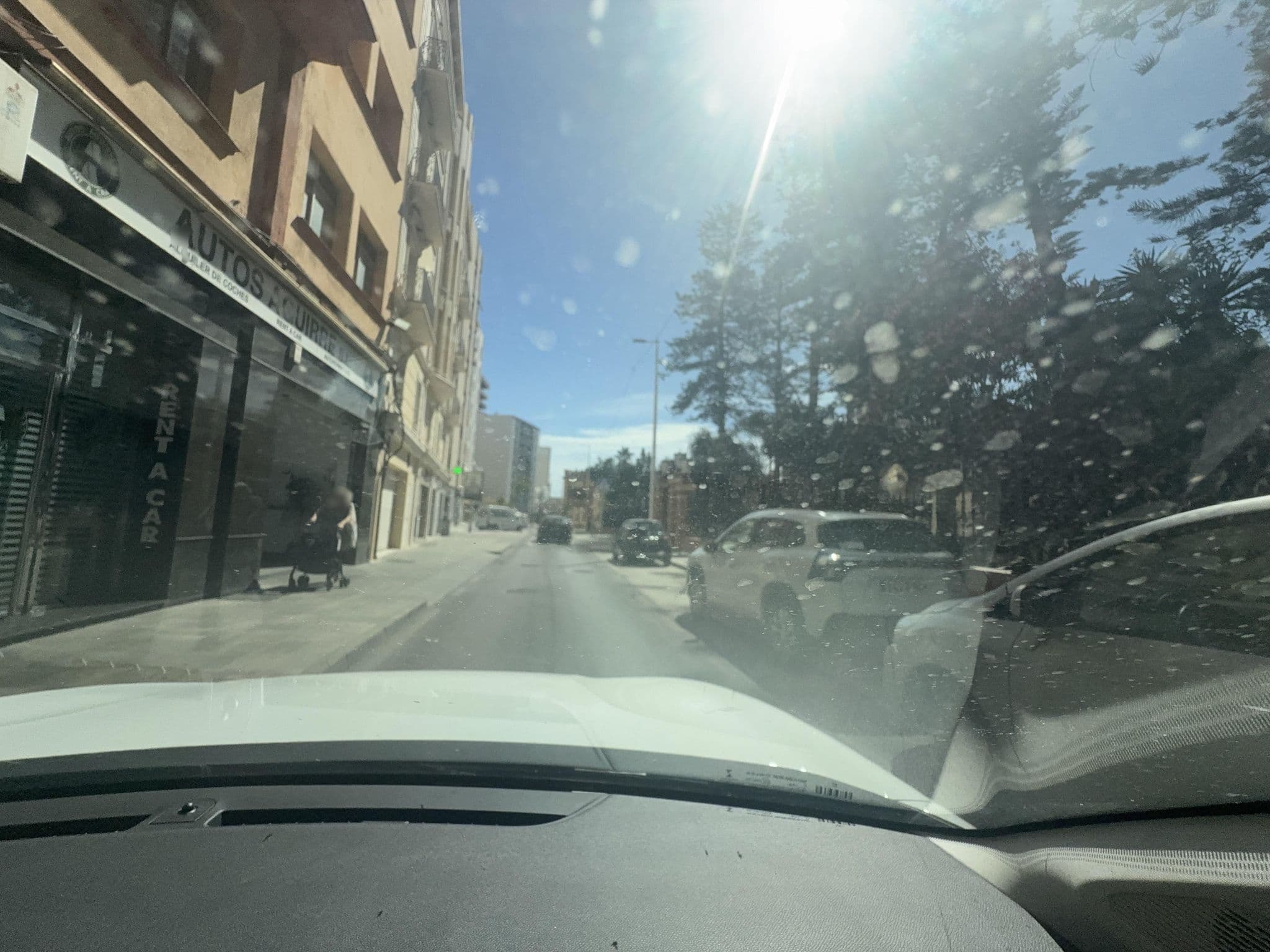 Street view near Hotel Miramar, La Línea de la Concepción — © DiegoValdivia (CC BY-SA · Mapillary)