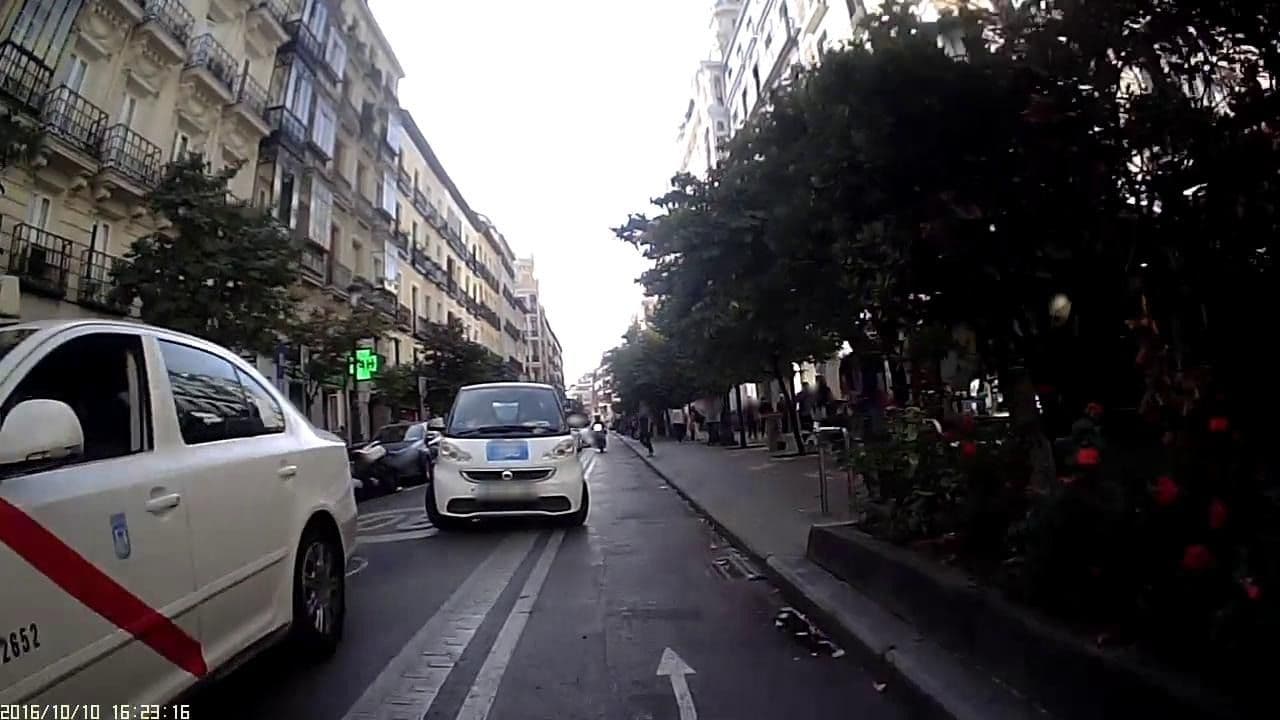 Street view near Hostal Patria, Sol — © kresp0_video (CC BY-SA · Mapillary)