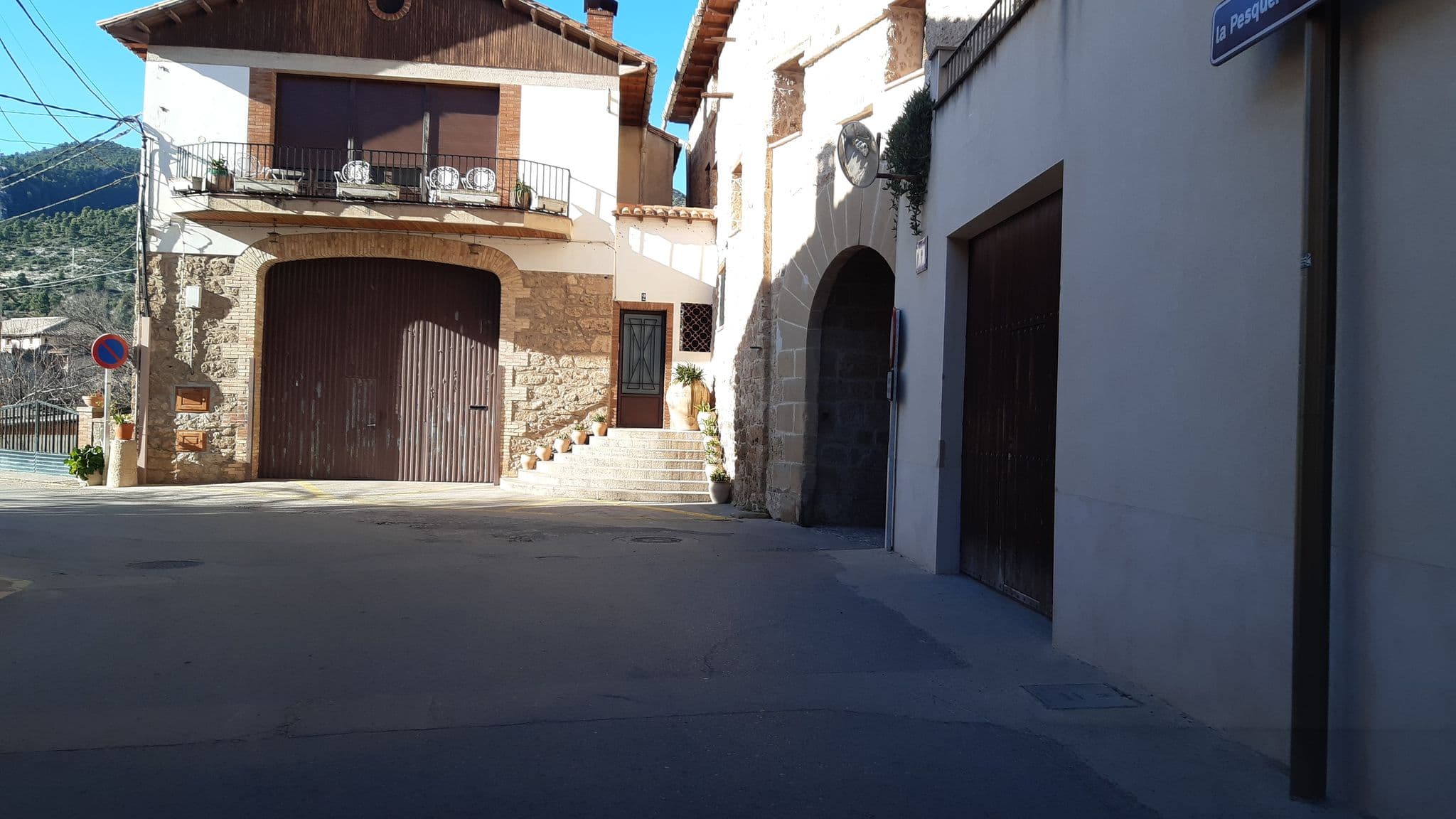 Street view near Fonda Urquizu, Valderrobres — © lordroger (CC BY-SA · Mapillary)