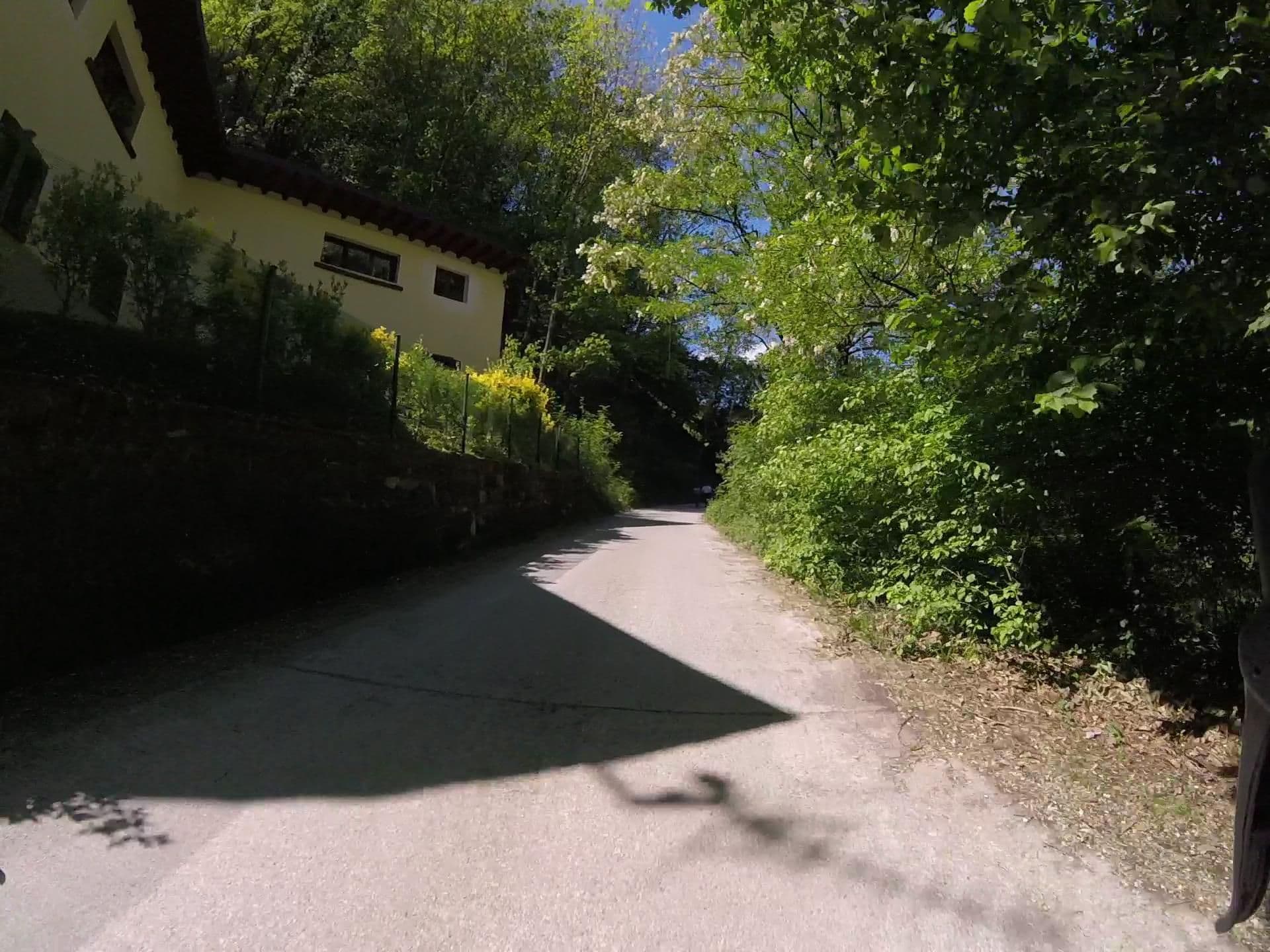 Street view near Txakainlo Aterpea, Lesaka — © mikelo (CC BY-SA · Mapillary)