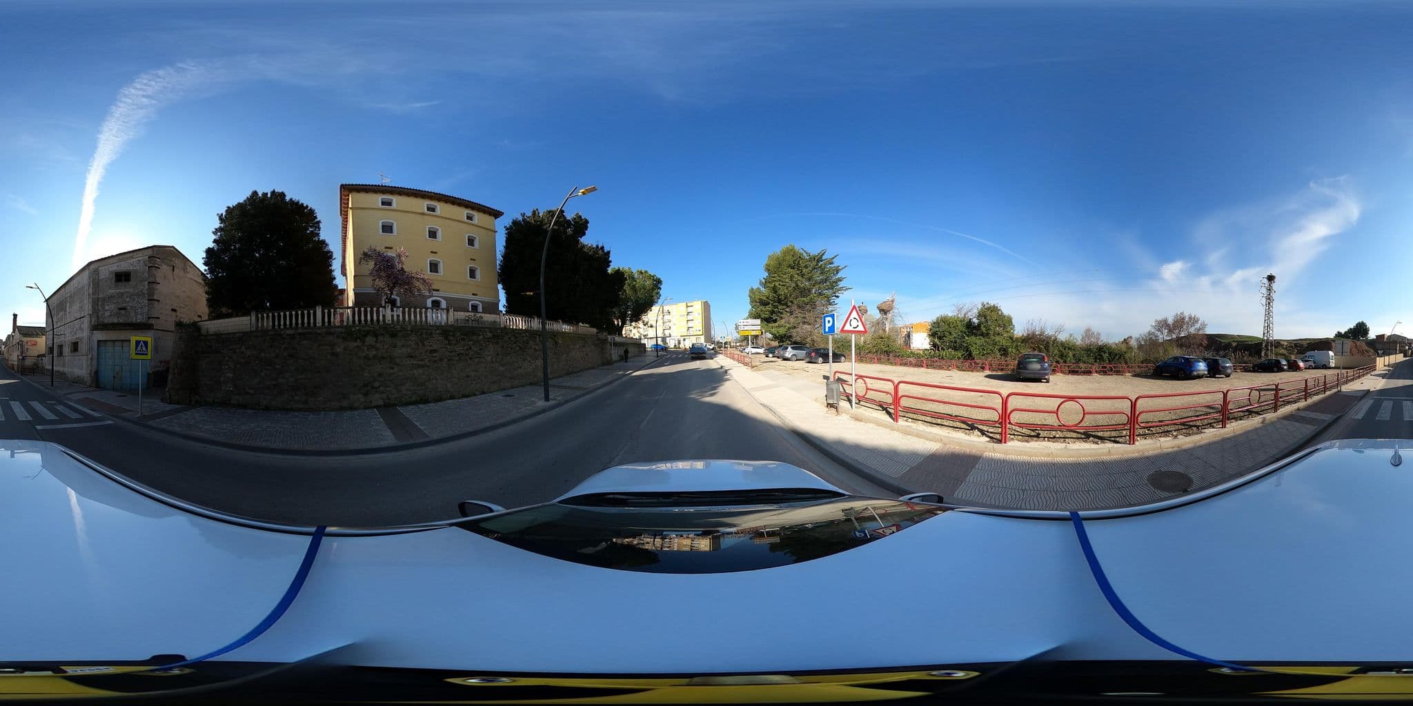 Street view near Albergue Juvenil Alhama, Alfaro — © AdgobaAlvac (CC BY-SA · Mapillary)
