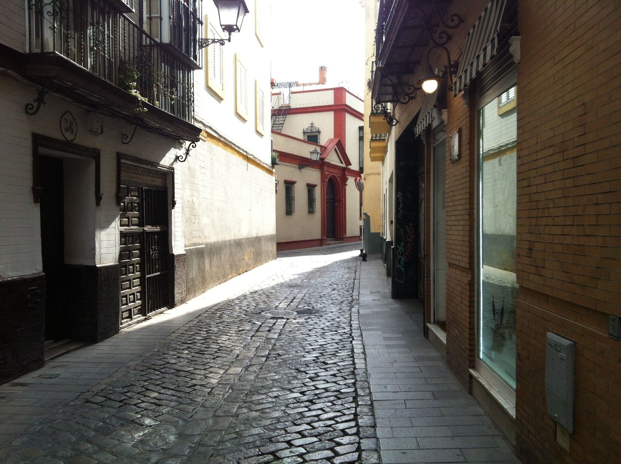 Street view near Placentines, Sevilla