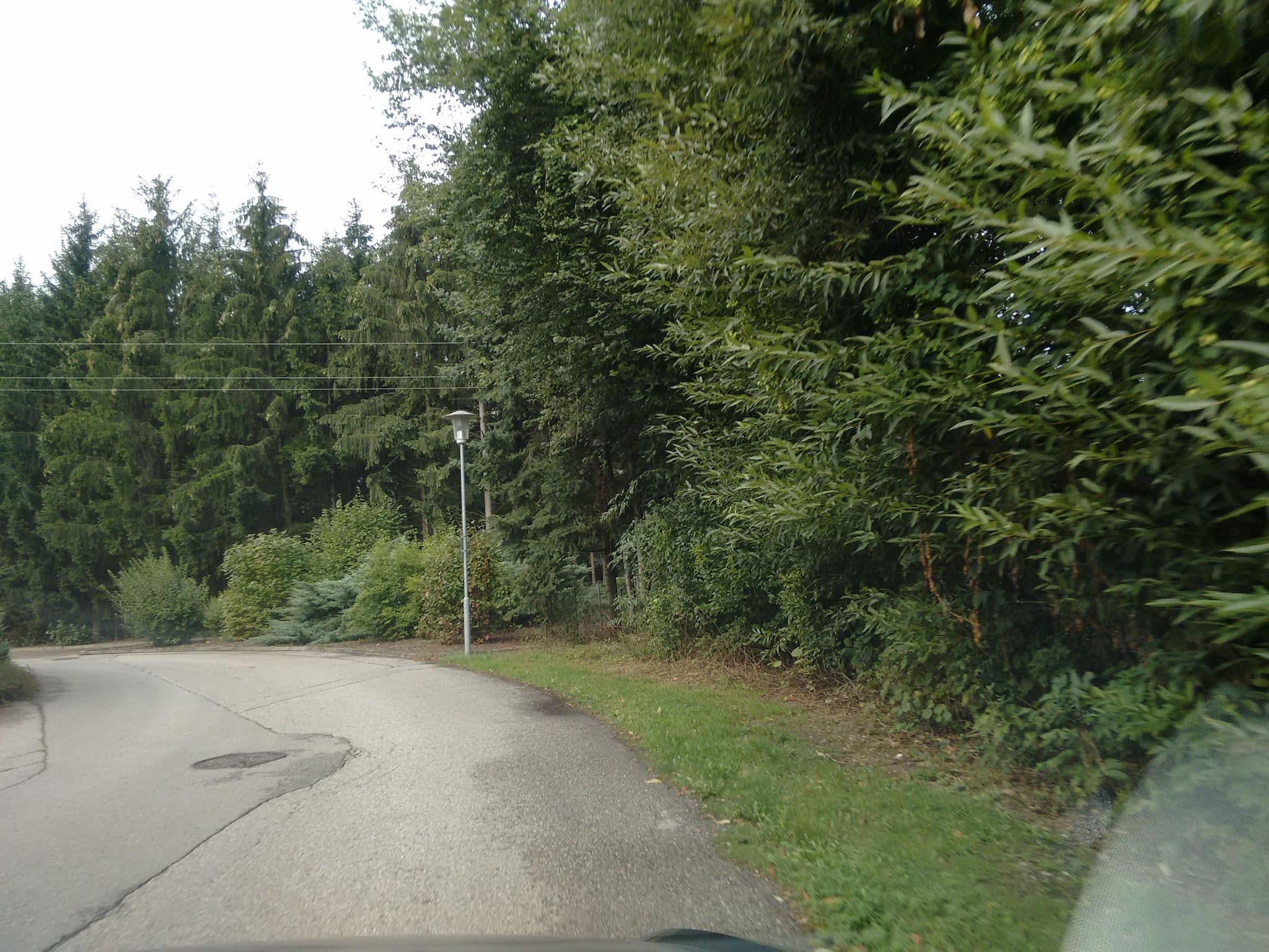 Street view near Wohnmobilstellplatz Marchtrenkt, Marchtrenk — © gzin (CC BY-SA · Mapillary)