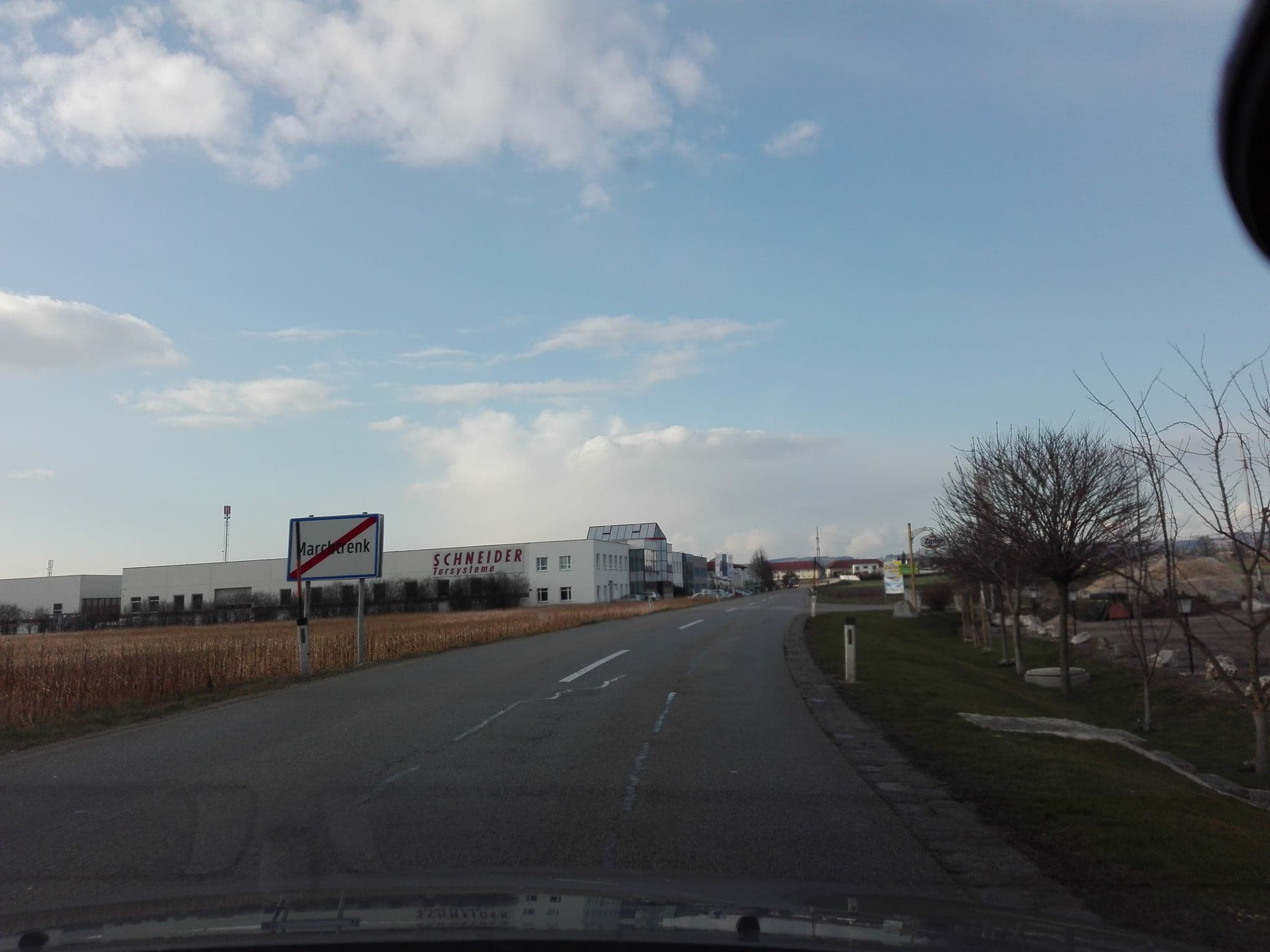 Street view near Schlafplatzl, Marchtrenk — © suriv (CC BY-SA · Mapillary)