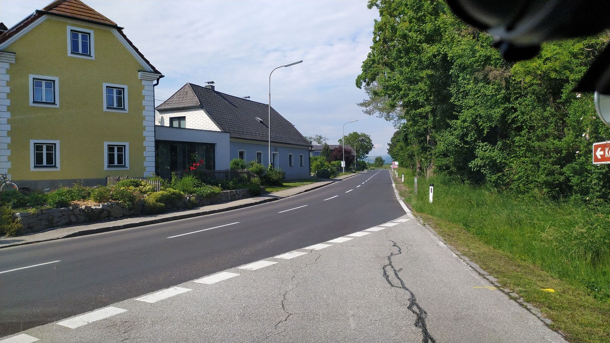 Street view near Kraglhof, Wallsee — © suriv (CC BY-SA · Mapillary)