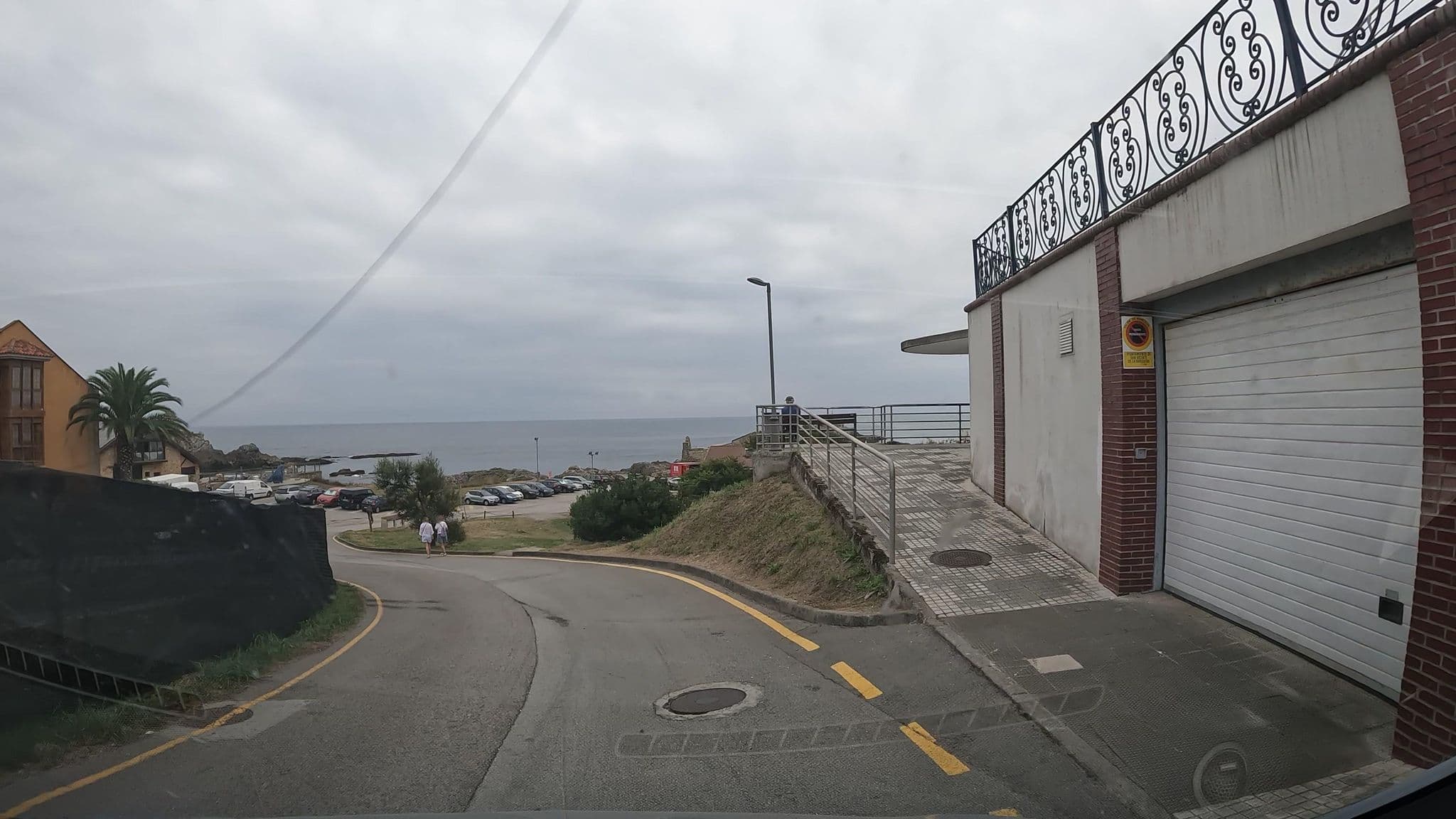Street view near Hotel Miramar, San Vicente de la Barquera — © vinisa (CC BY-SA · Mapillary)