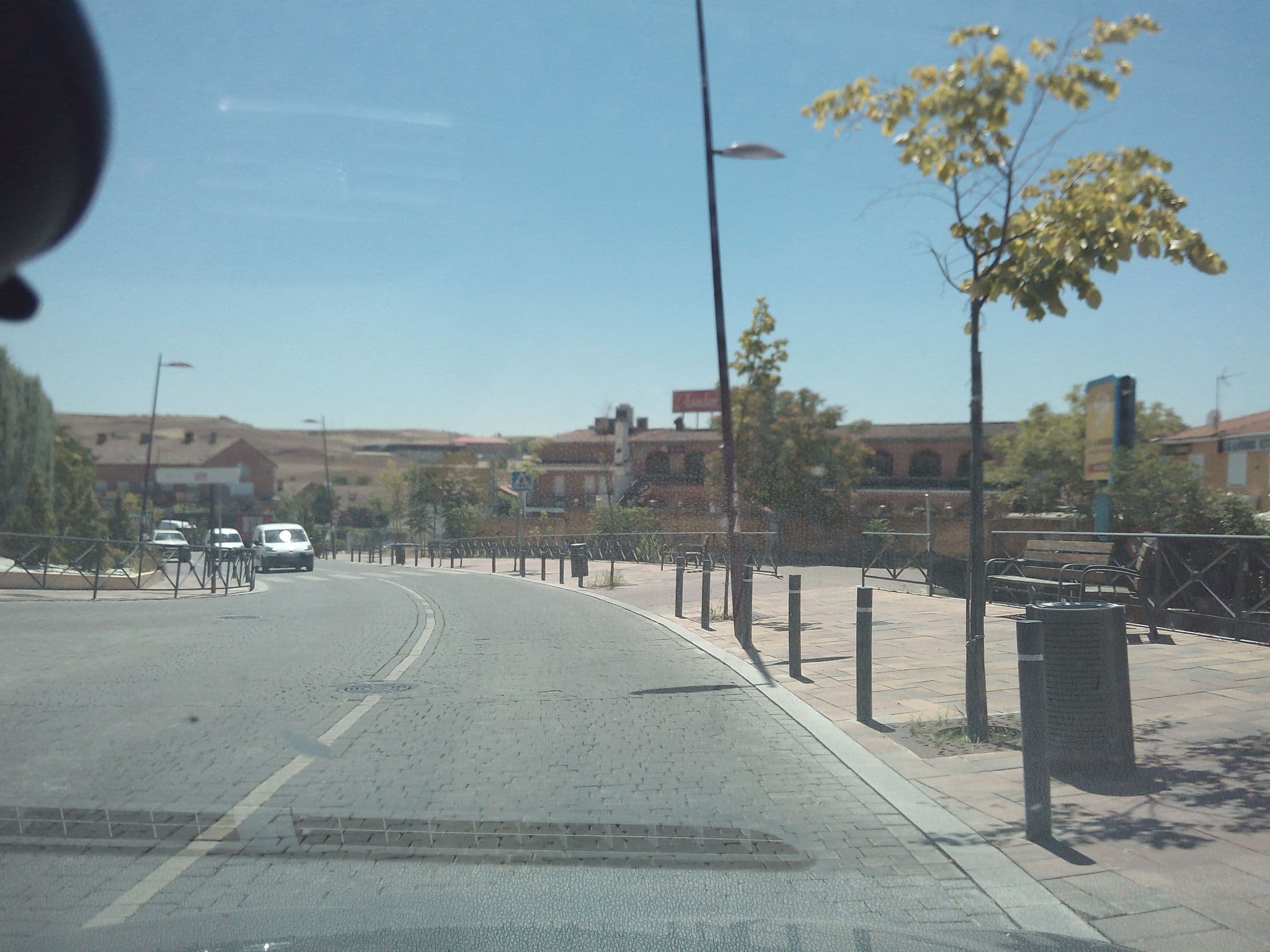 Street view near El Rey de Oros, Cobeña — © titel (CC BY-SA · Mapillary)