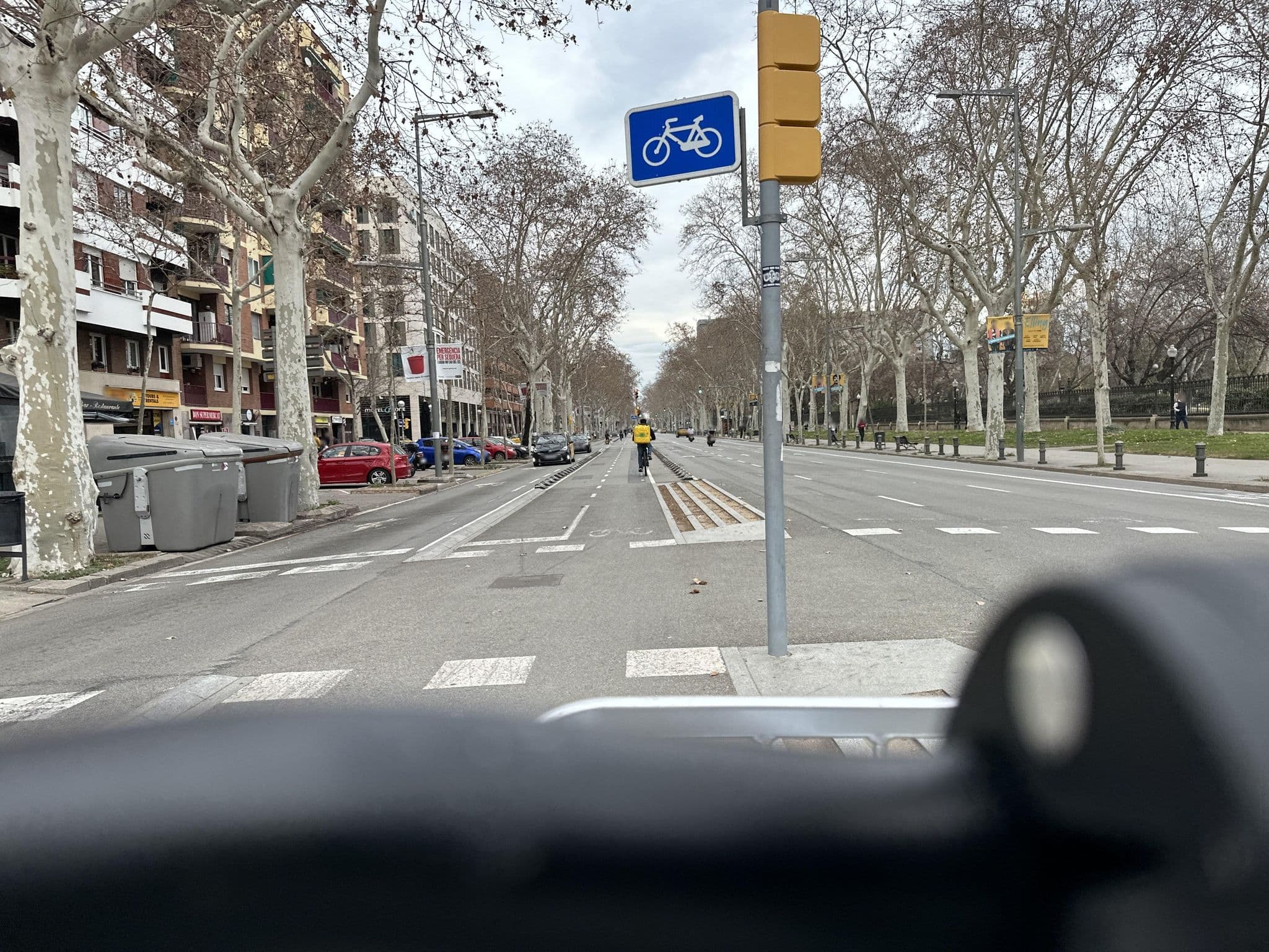 Street view near Hotel Ciudadela Parc, Sant Pere, Santa Caterina i La Ribera — © RSTQ (CC BY-SA · Mapillary)