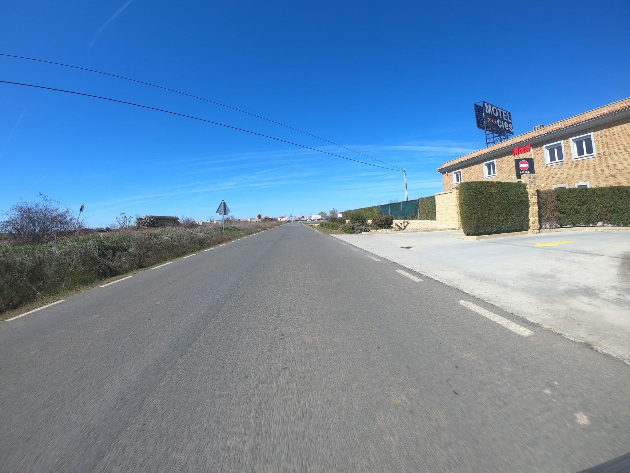 Street view near Hotel Cies, Calvarrasa de Abajo — © sanchi (CC BY-SA · Mapillary)