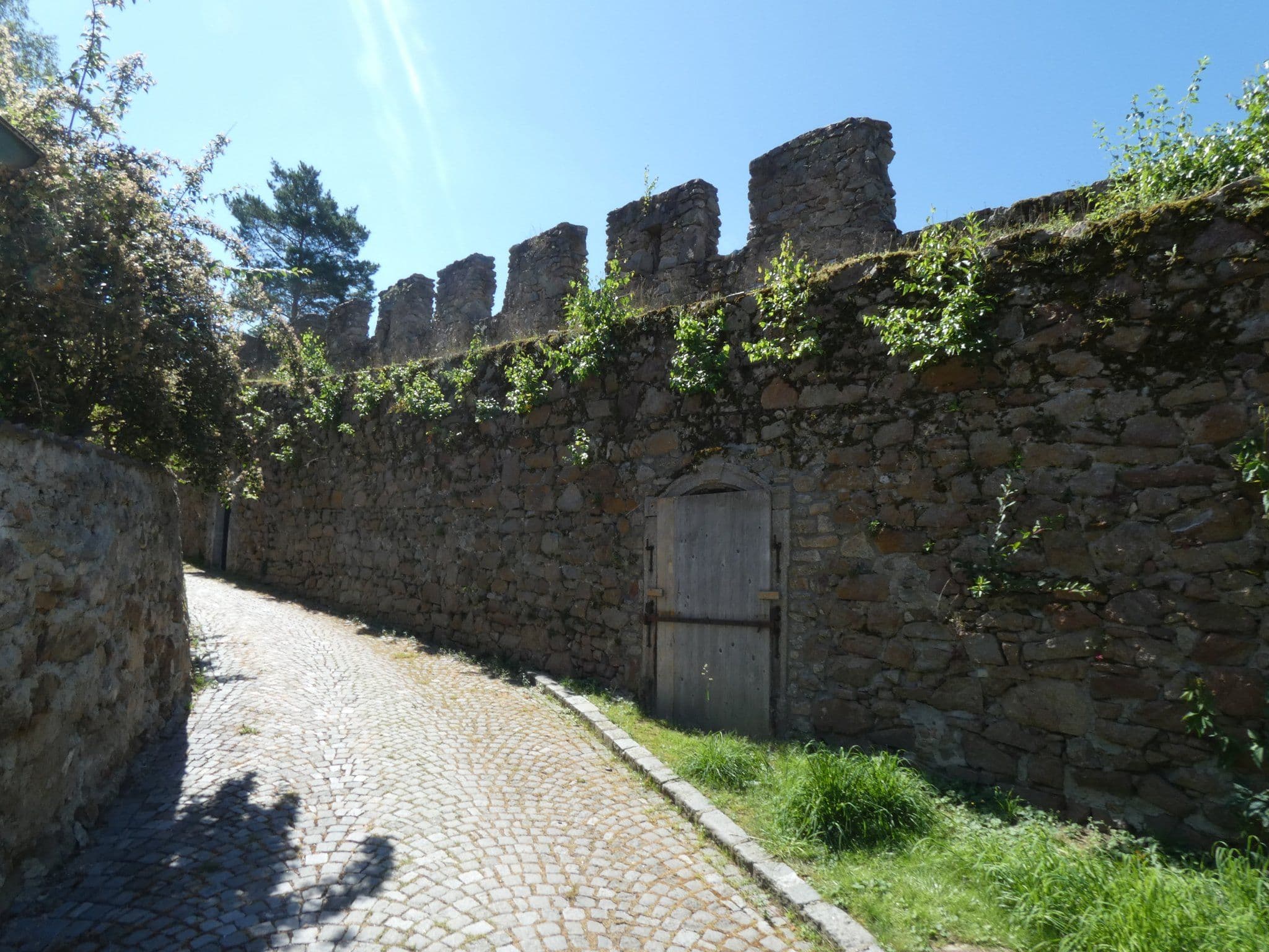 Street view near das KORDIK, Weitra — © utvonalfelmeresek (CC BY-SA · Mapillary)