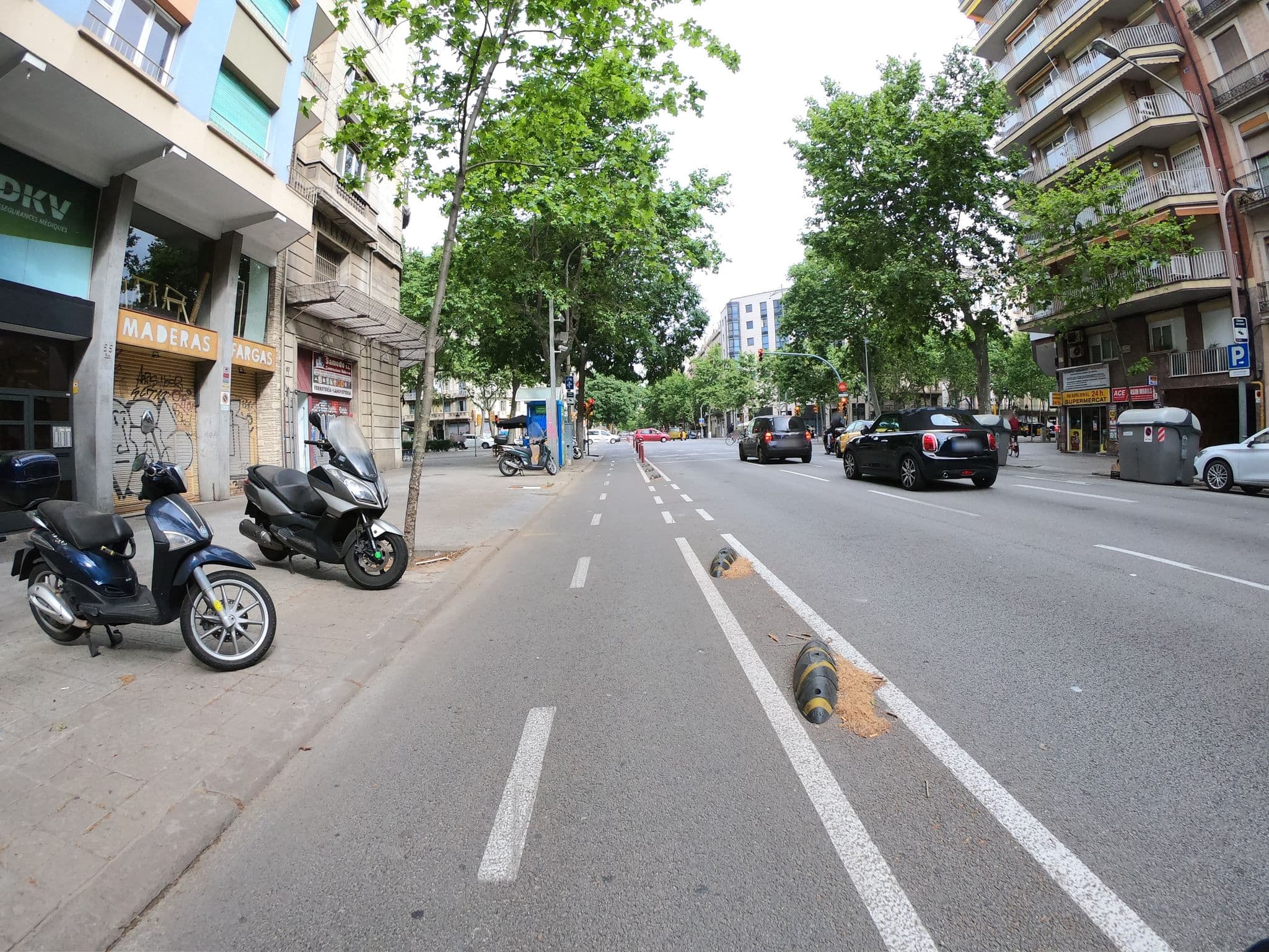 Street view near The Bird House, Sant Antoni — © rubencarbonero (CC BY-SA · Mapillary)