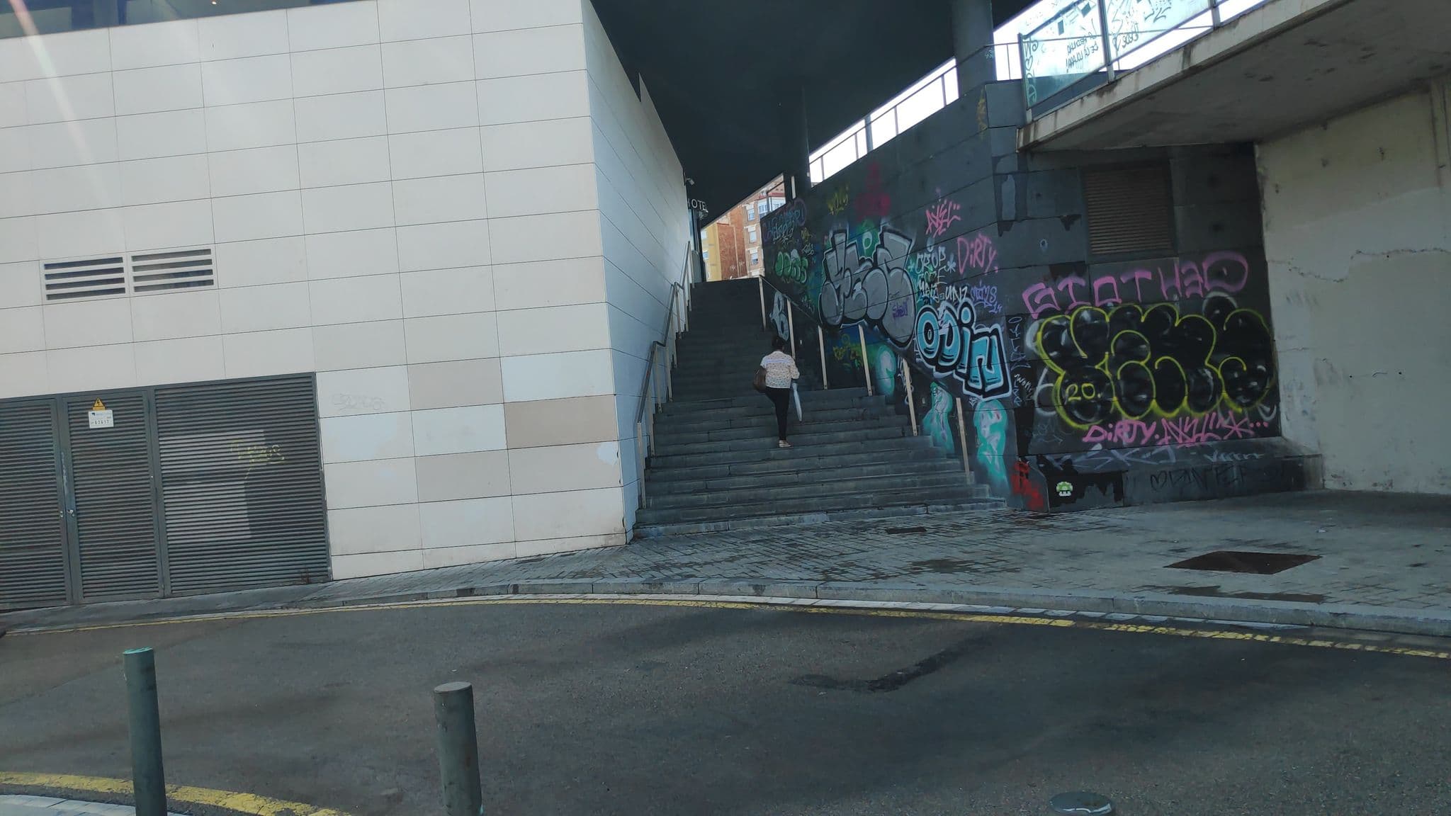 Street view near Hotel AC Sants, Hostafrancs — © albertandaluz (CC BY-SA · Mapillary)