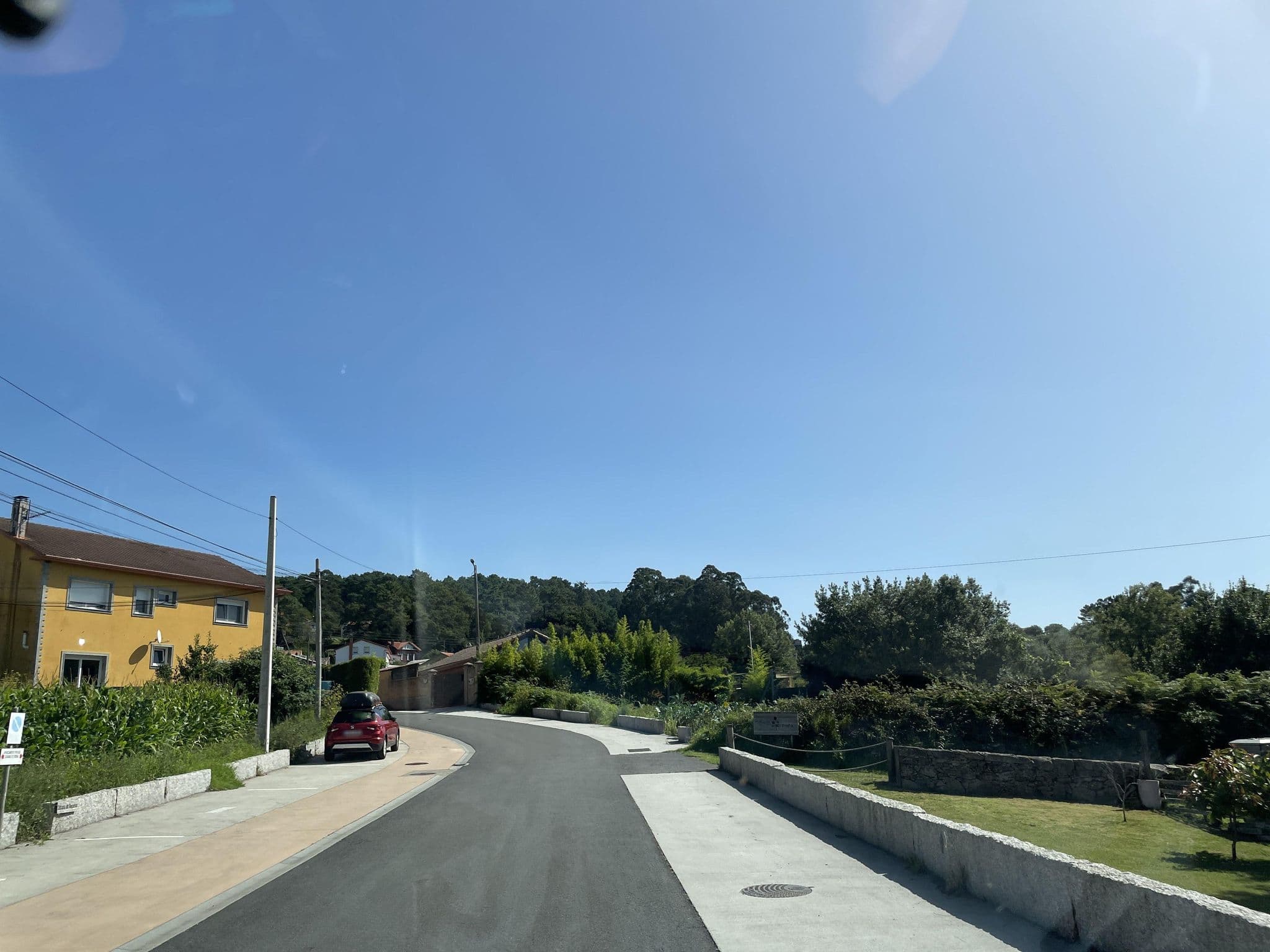 Street view near Cabanas de Broña, Outes — © seraq (CC BY-SA · Mapillary)