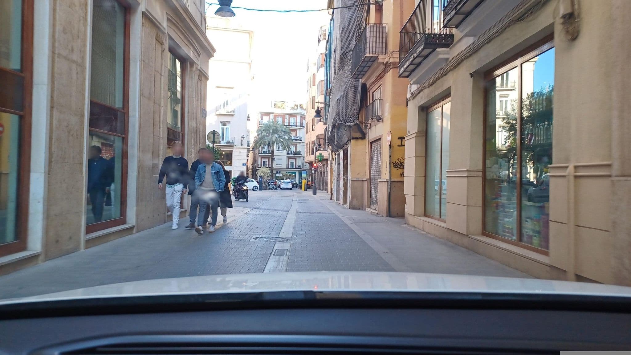 Street view near Carrer del Mar, 26, Valencia — © normanm (CC BY-SA · Mapillary)