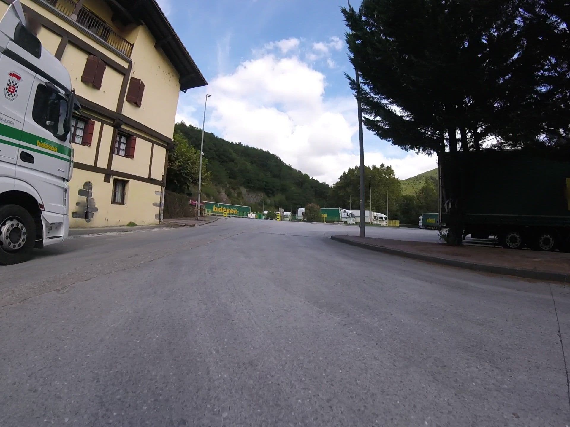 Street view near Bereau, Lesaka — © mikelo (CC BY-SA · Mapillary)