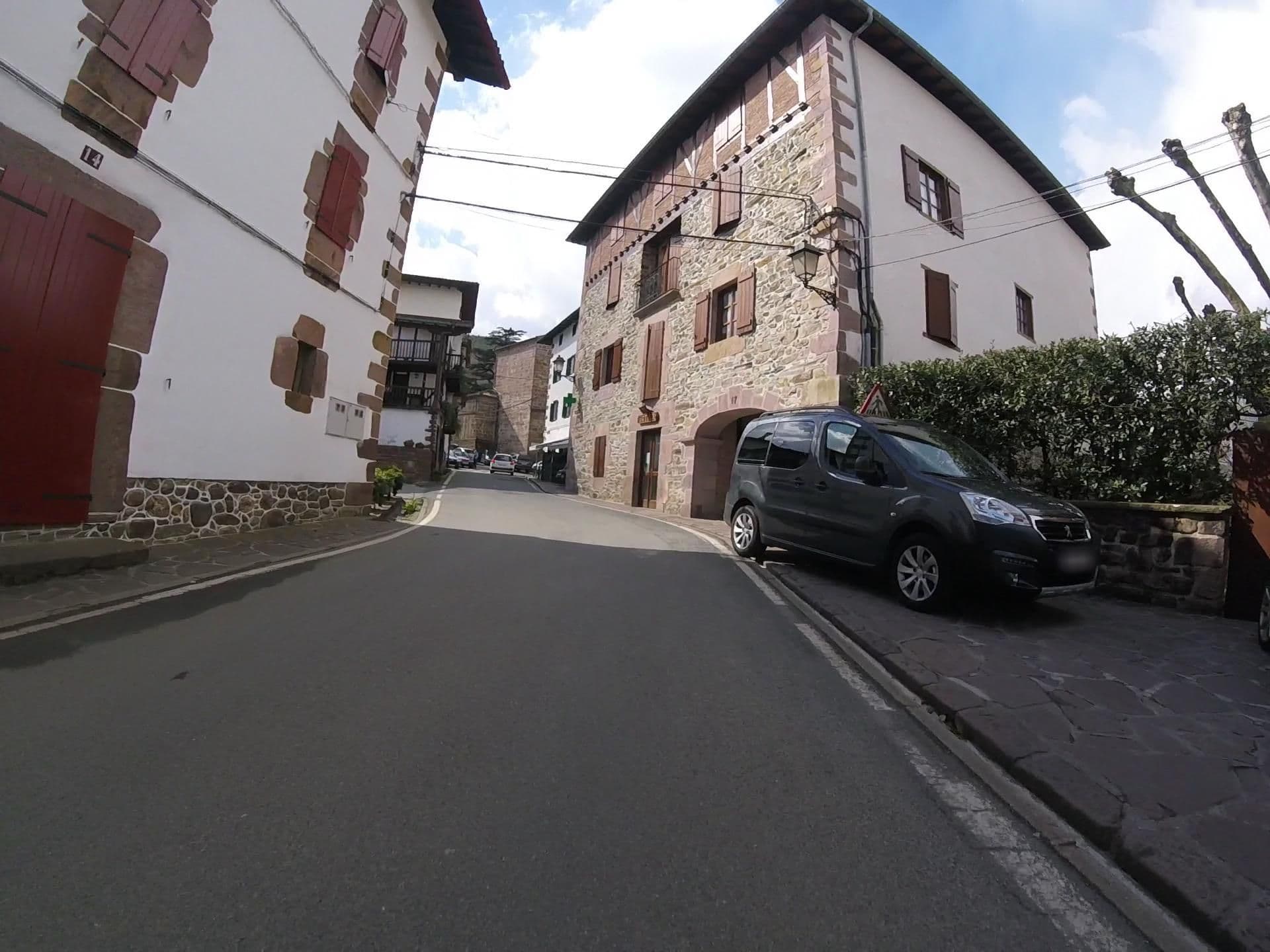 Street view near Aldalurberea, Lesaka — © mikelo (CC BY-SA · Mapillary)