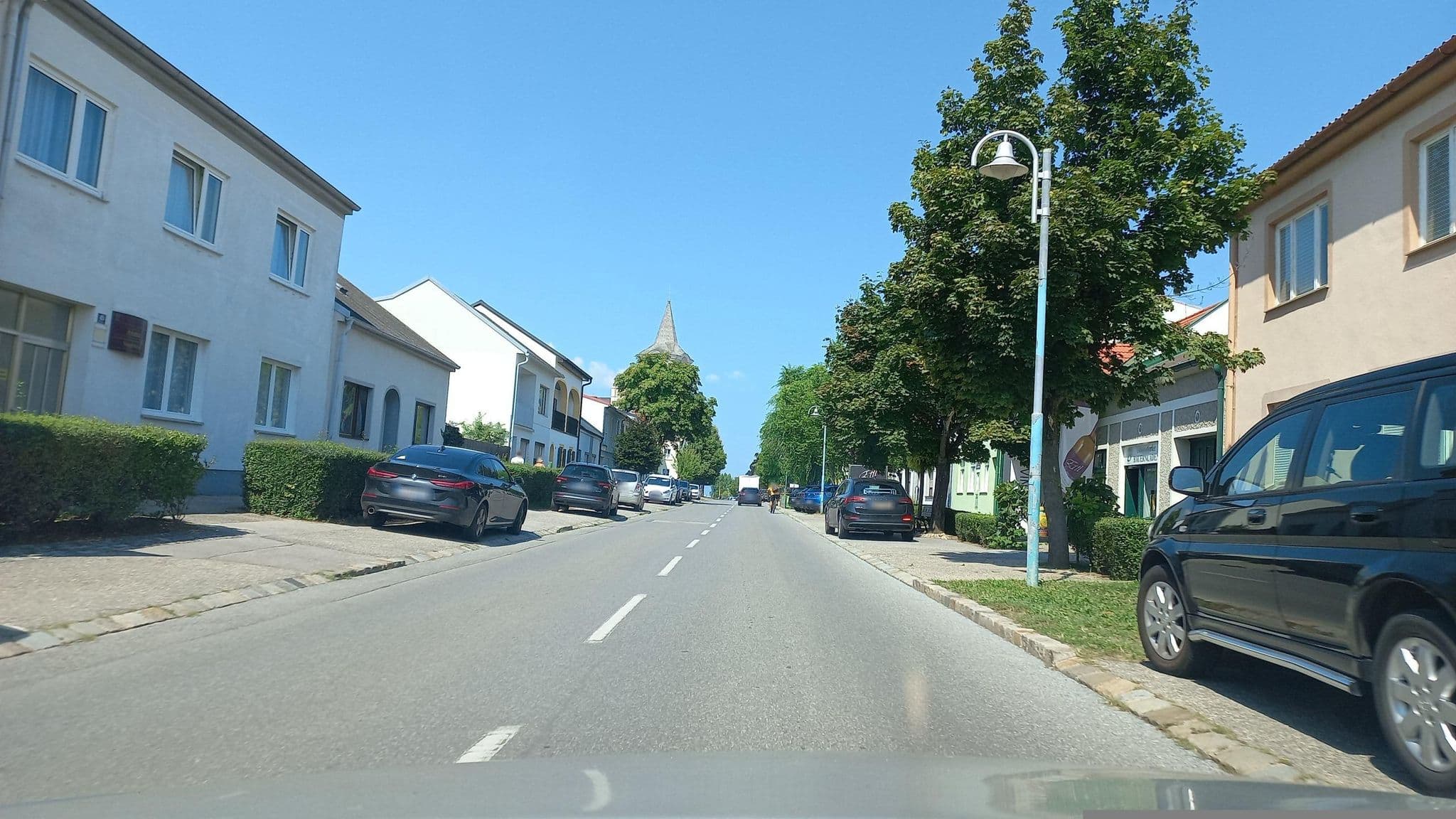 Street view near Haus Renée, Podersdorf am See — © bordaben (CC BY-SA · Mapillary)