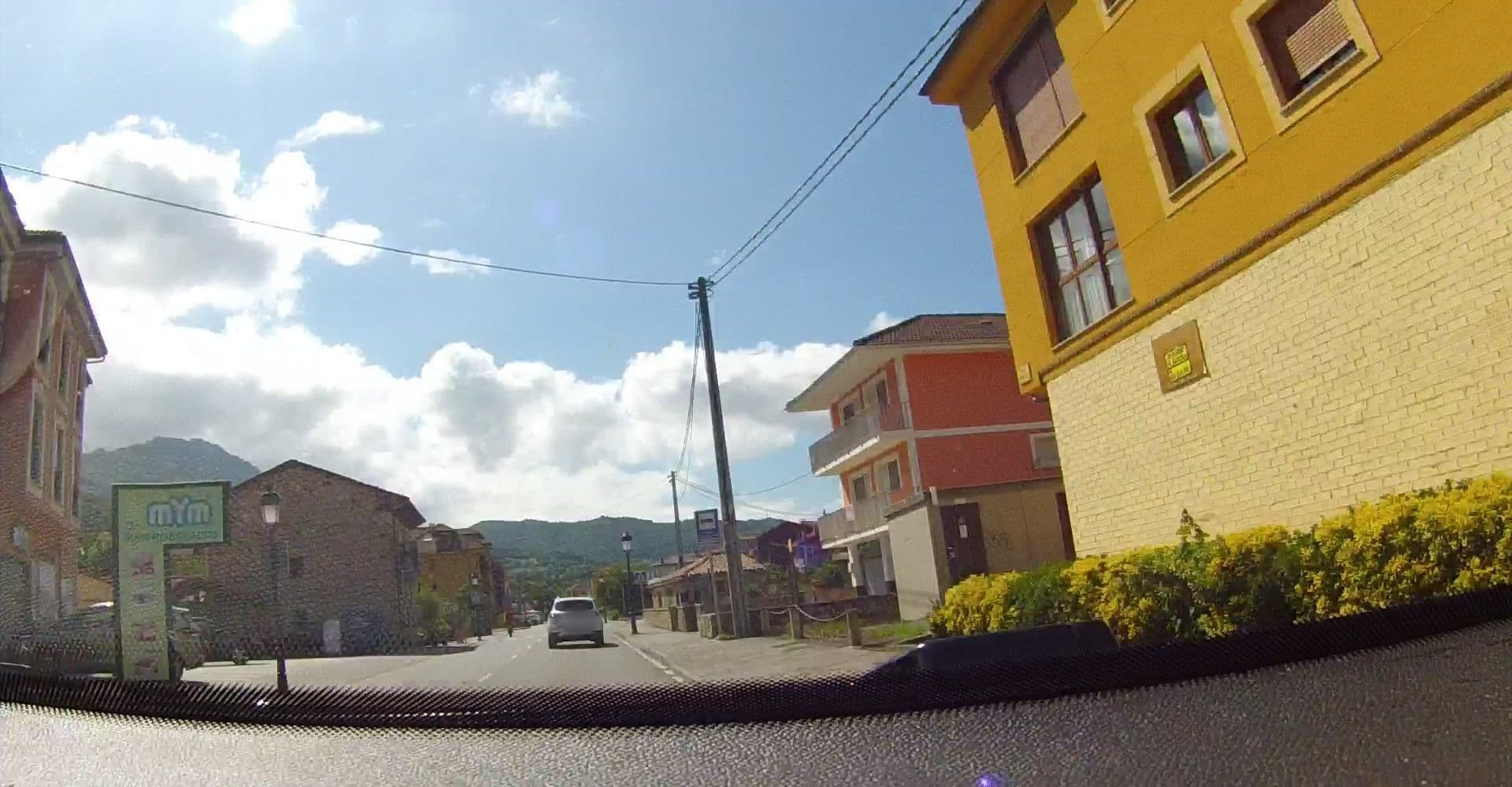 Street view near Apartamento la Serna, Carreña