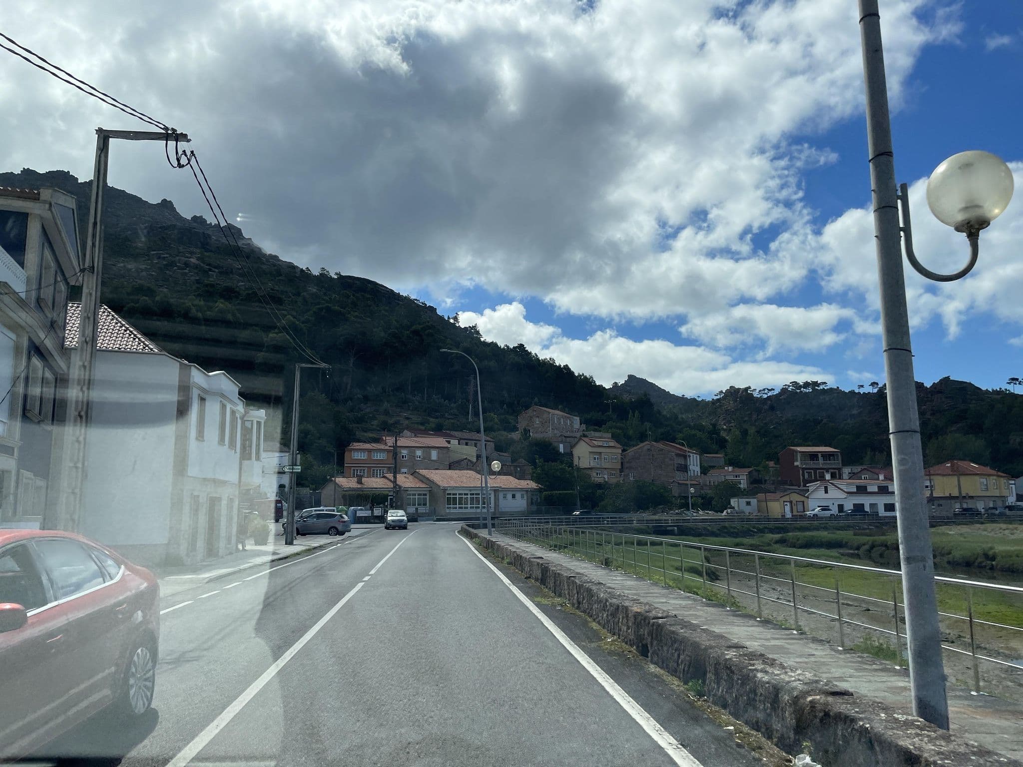 Street view near Pensión Sol e Mar, Corcubión — © seraq (CC BY-SA · Mapillary)