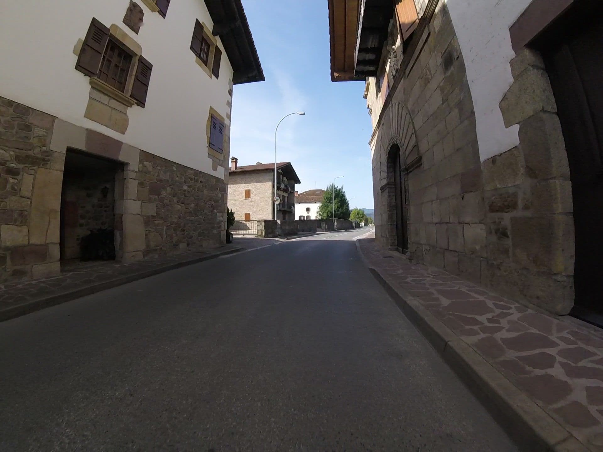 Street view near Petixenea, Doneztebe-Santesteban — © mikelo (CC BY-SA · Mapillary)