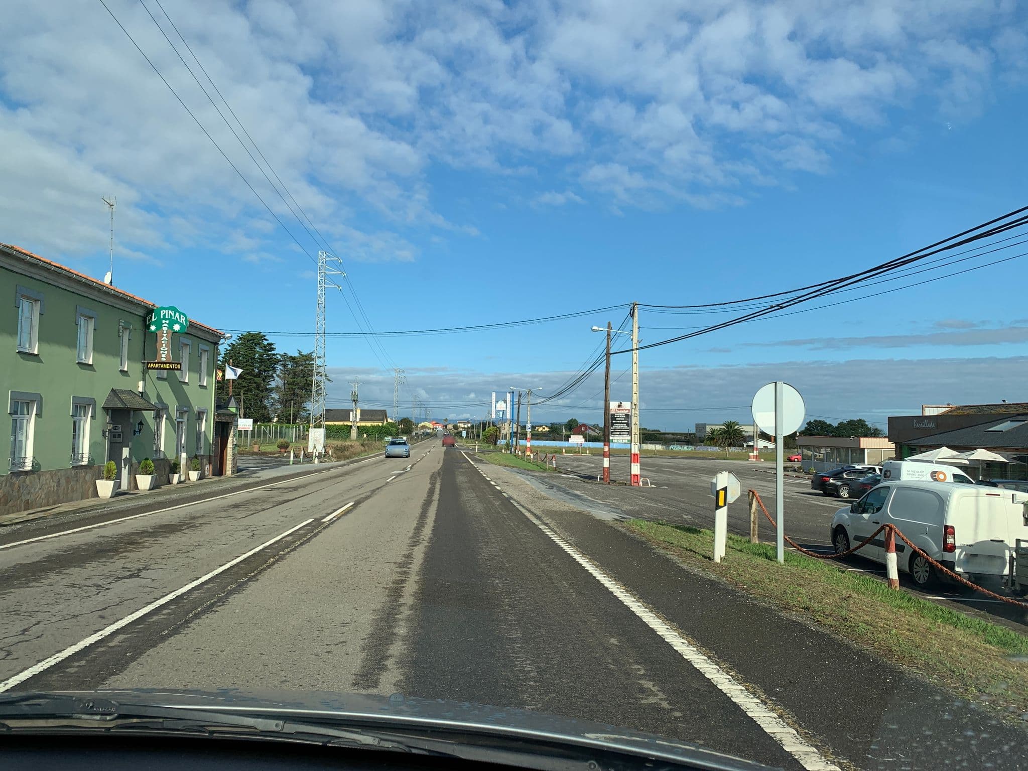 Street view near El Pinar, Ribadeo — © robot8a (CC BY-SA · Mapillary)