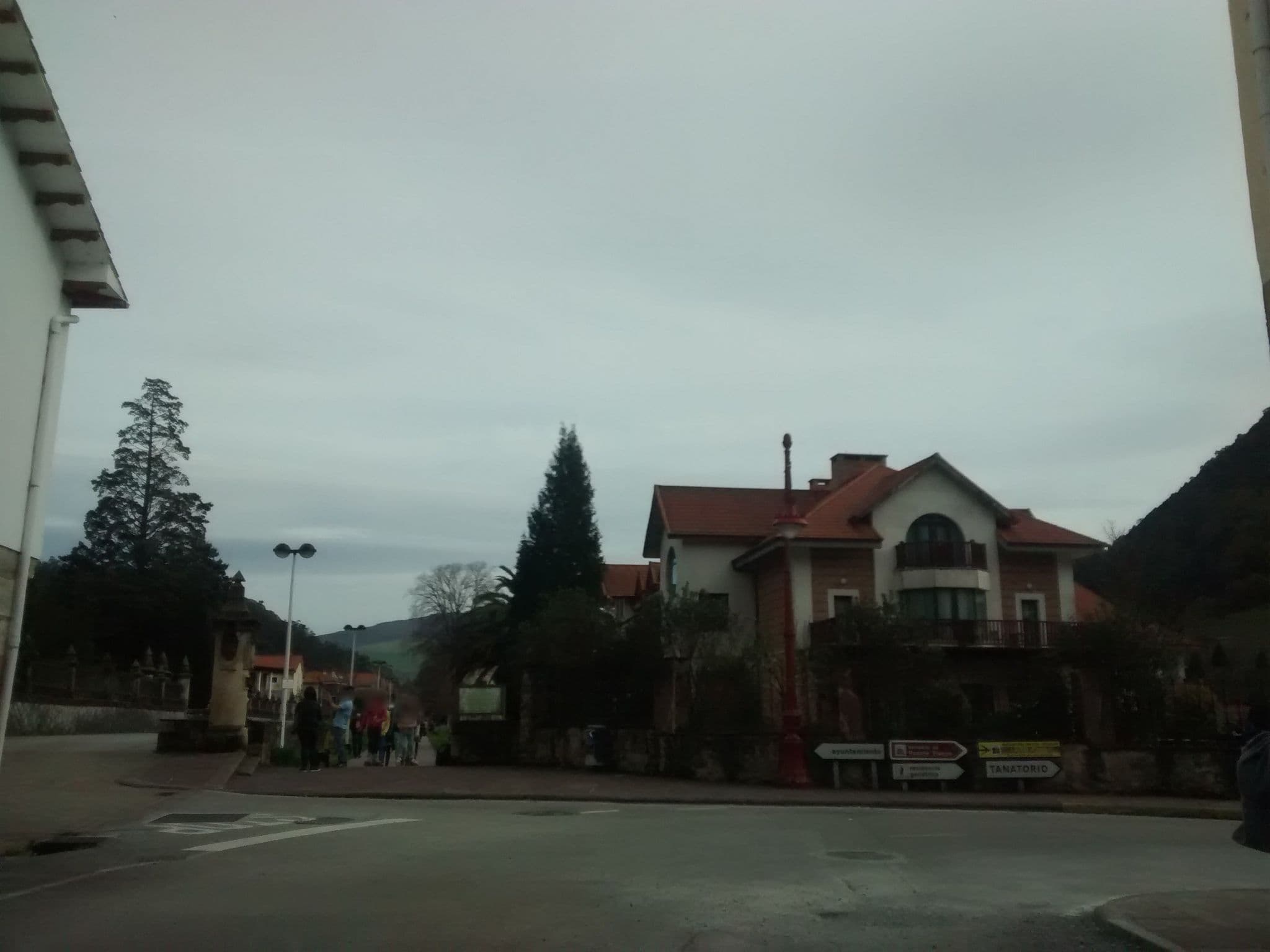 Street view near Apartamentos Puente Viesgo, Puente Viesgo — © egofer (CC BY-SA · Mapillary)