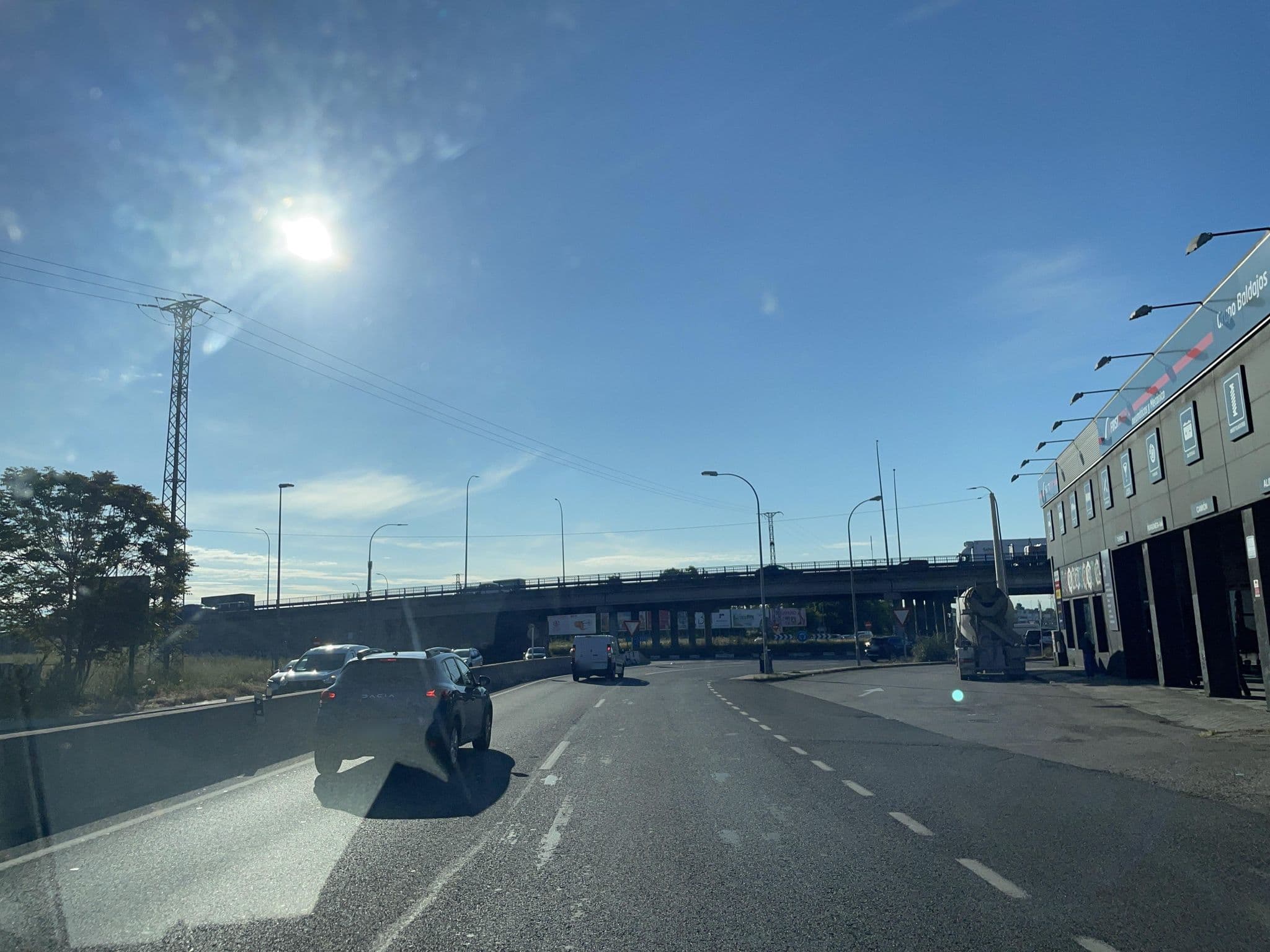 Street view near hotel ibis Fuenlabrada, Fuenlabrada — © seraq (CC BY-SA · Mapillary)