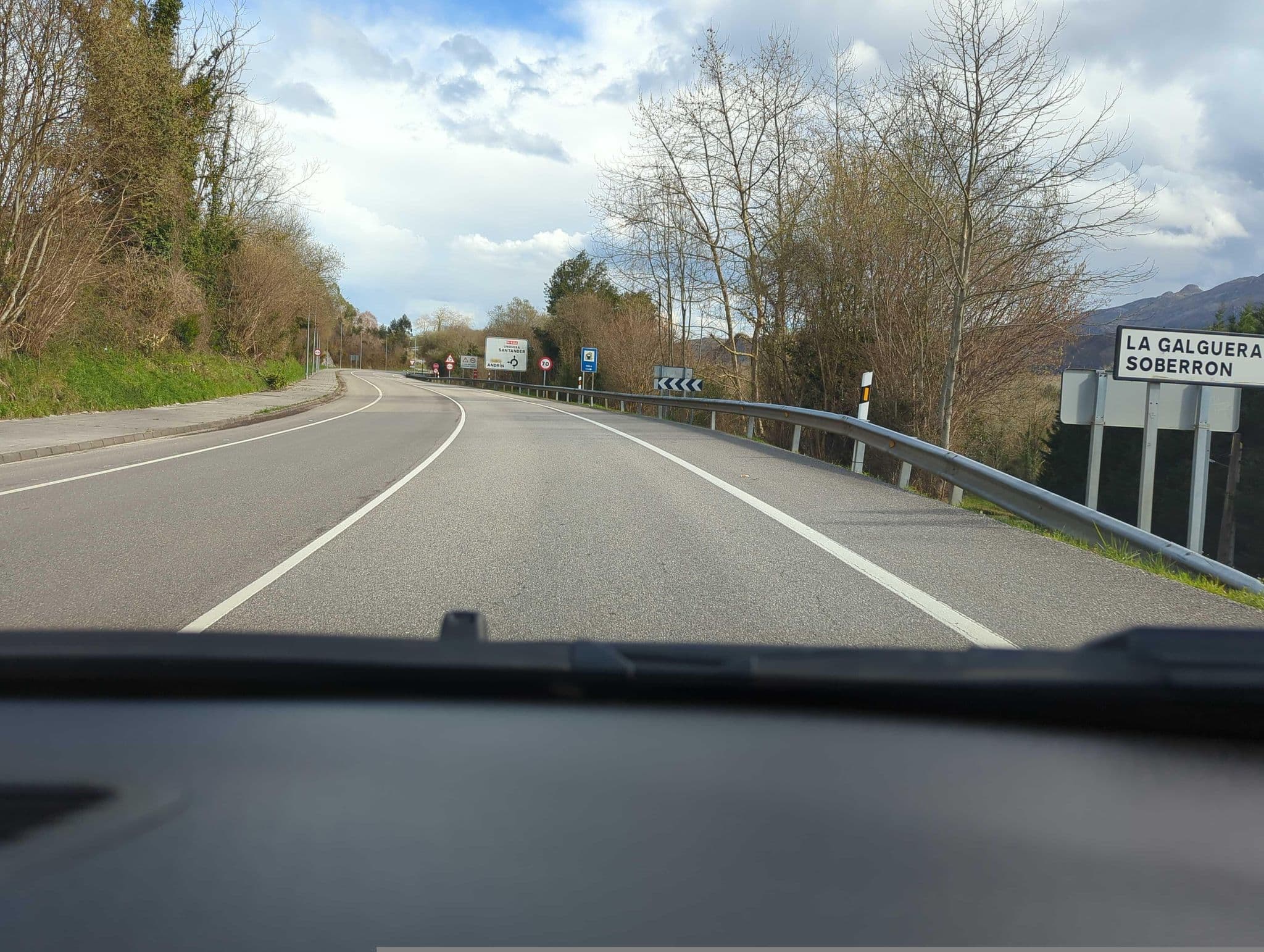 Street view near Hotel Rural La Lluriga, Llanes — © moohan (CC BY-SA · Mapillary)