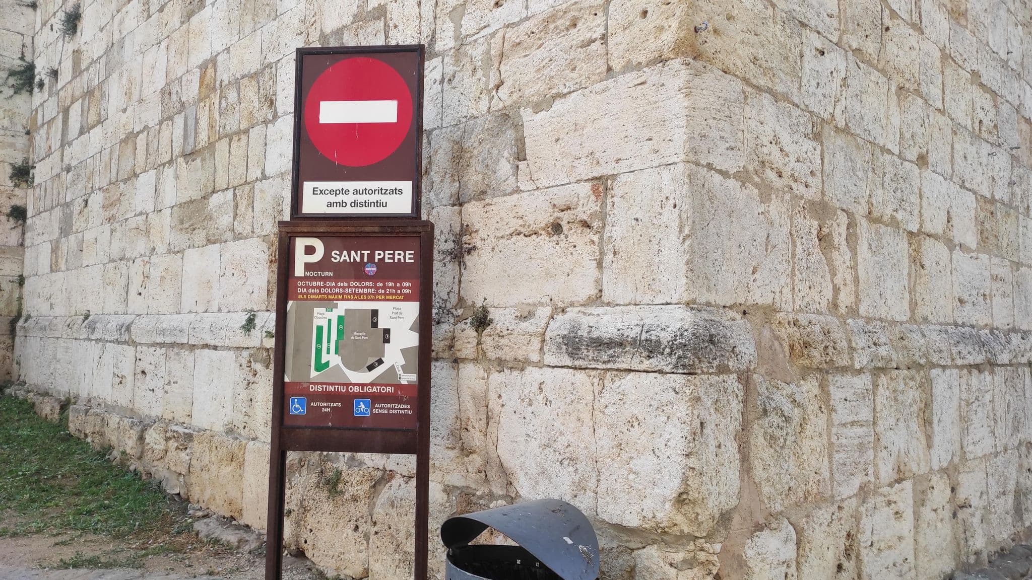 Street view near Apartament Can Mingu, Besalú — © yod4z (CC BY-SA · Mapillary)