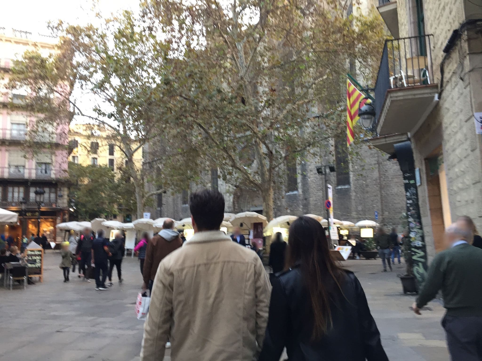 Street view near el Jardi, Barri Gòtic — © richlv (CC BY-SA · Mapillary)