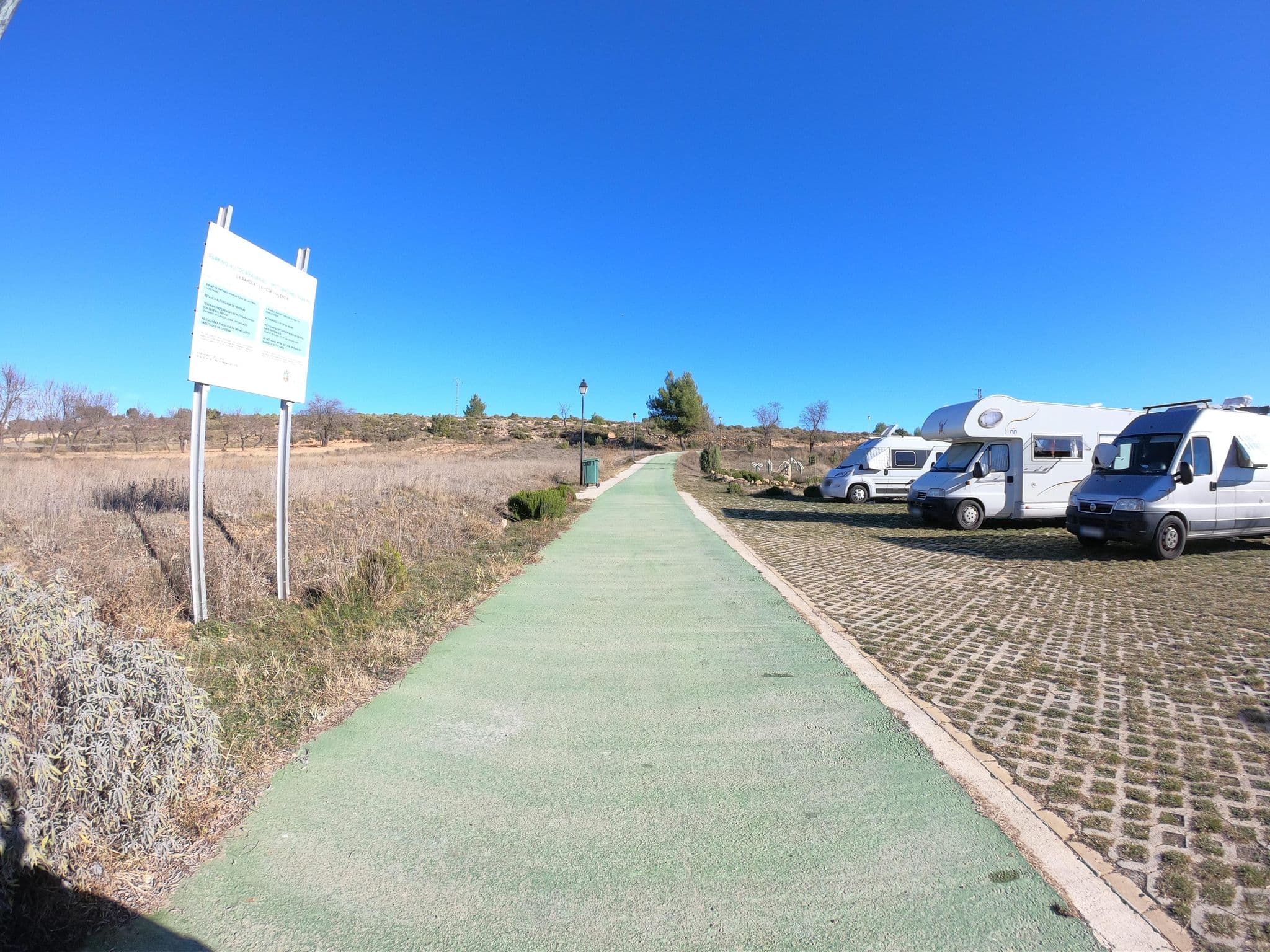 Street view near La Rambla, Tuéjar — © joostjakob (CC BY-SA · Mapillary)