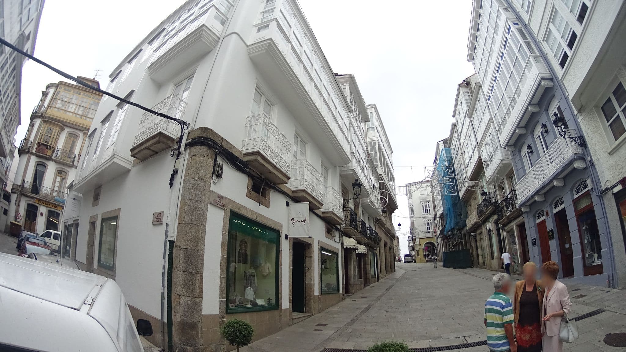 Street view near Hostal Pórtico, Betanzos — © robertogeb (CC BY-SA · Mapillary)