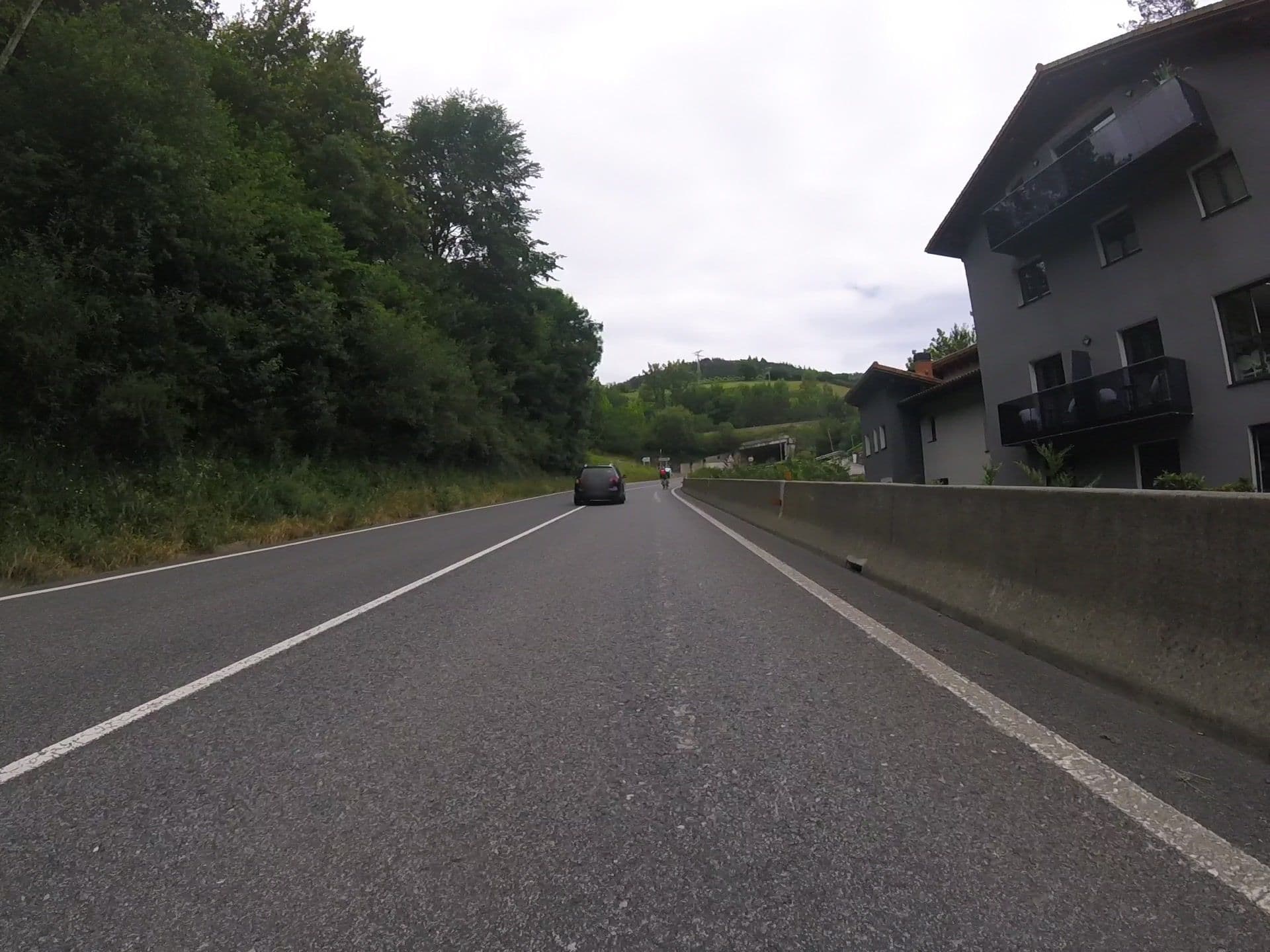 Street view near Hotel Txanka Erreka, Orio — © mikelo (CC BY-SA · Mapillary)