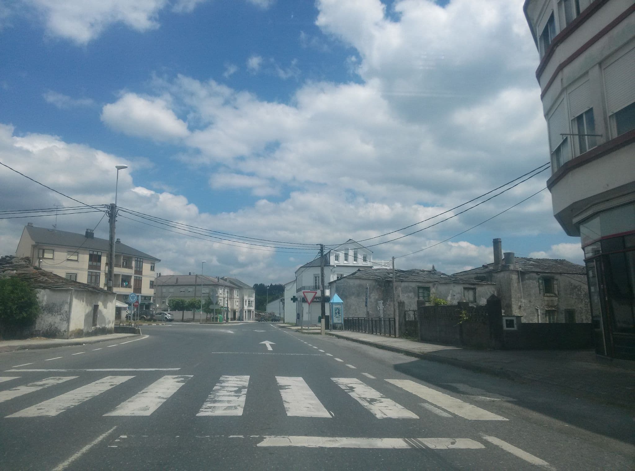 Street view near Hostal KM. 101, Begonte — © gaptpro (CC BY-SA · Mapillary)