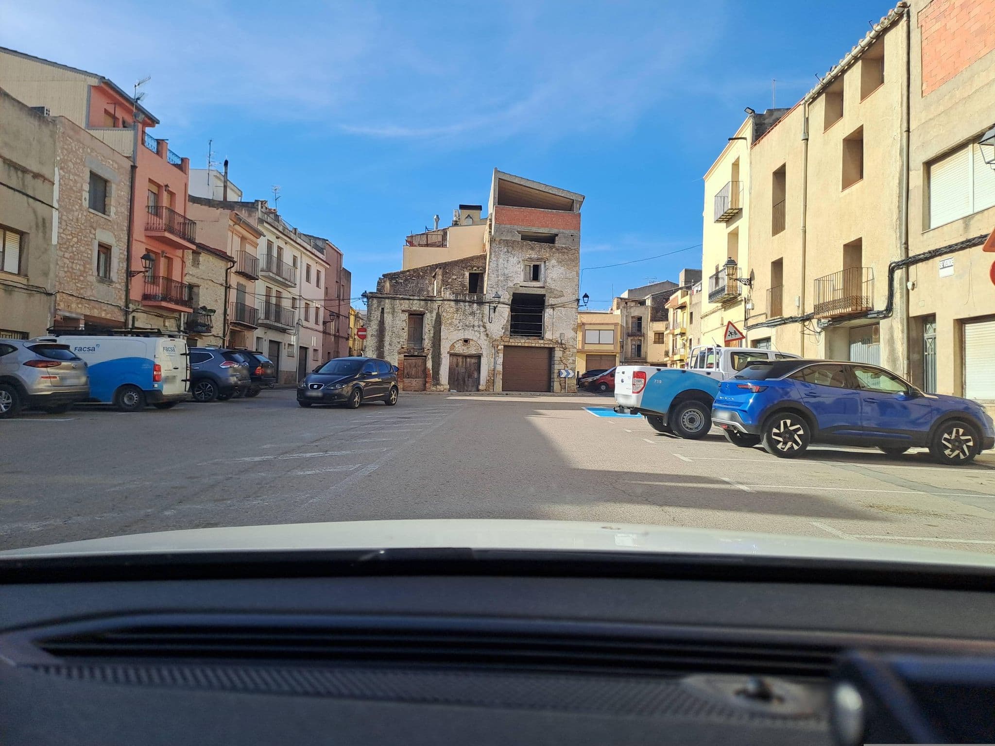 Street view near Complex Rural Turimaestrat, Traiguera — © normanm (CC BY-SA · Mapillary)